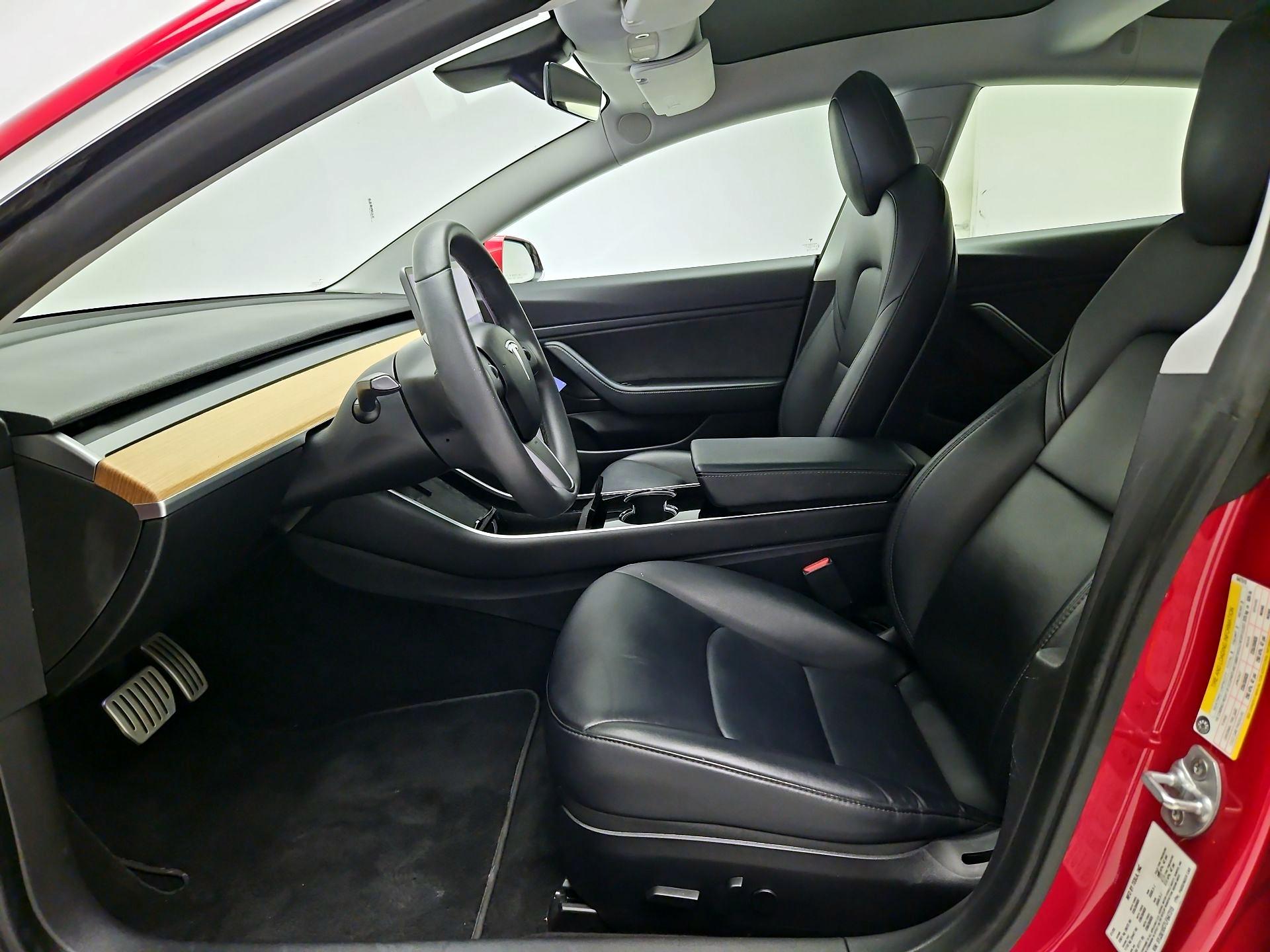 Thumbnail: 2020 Tesla Model 3 - 11