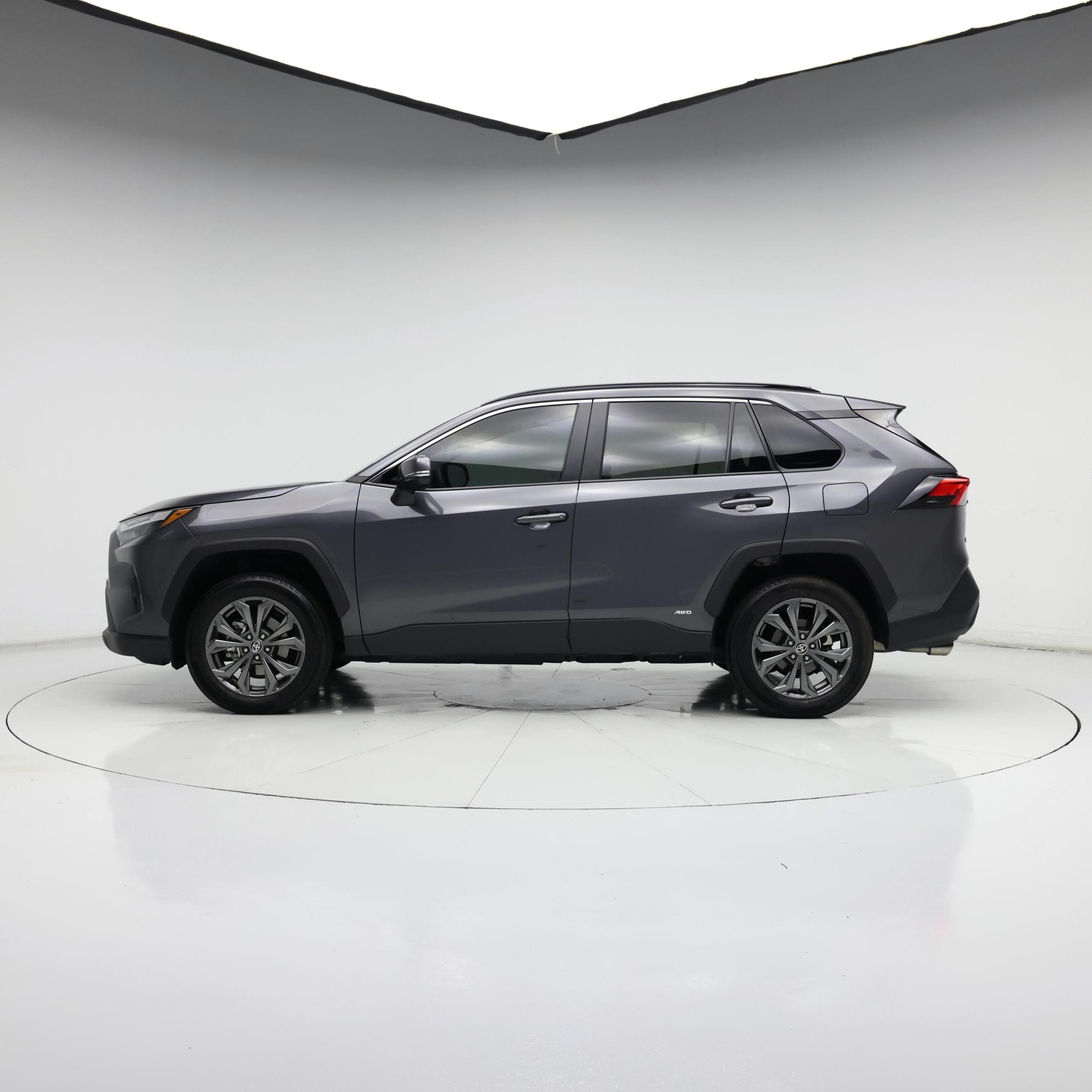 Thumbnail: 2024 Toyota RAV4 - 3