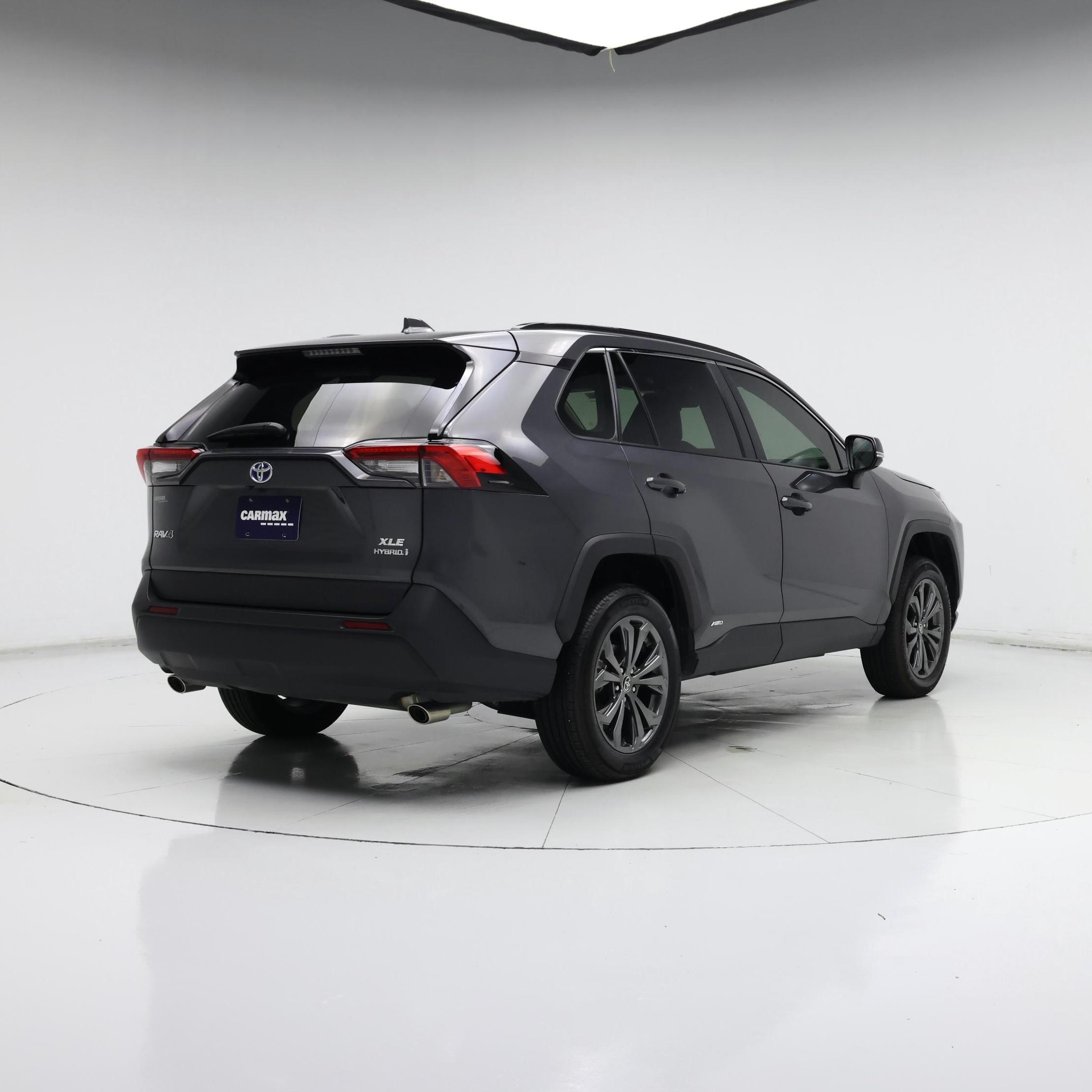 Thumbnail: 2024 Toyota RAV4 - 8
