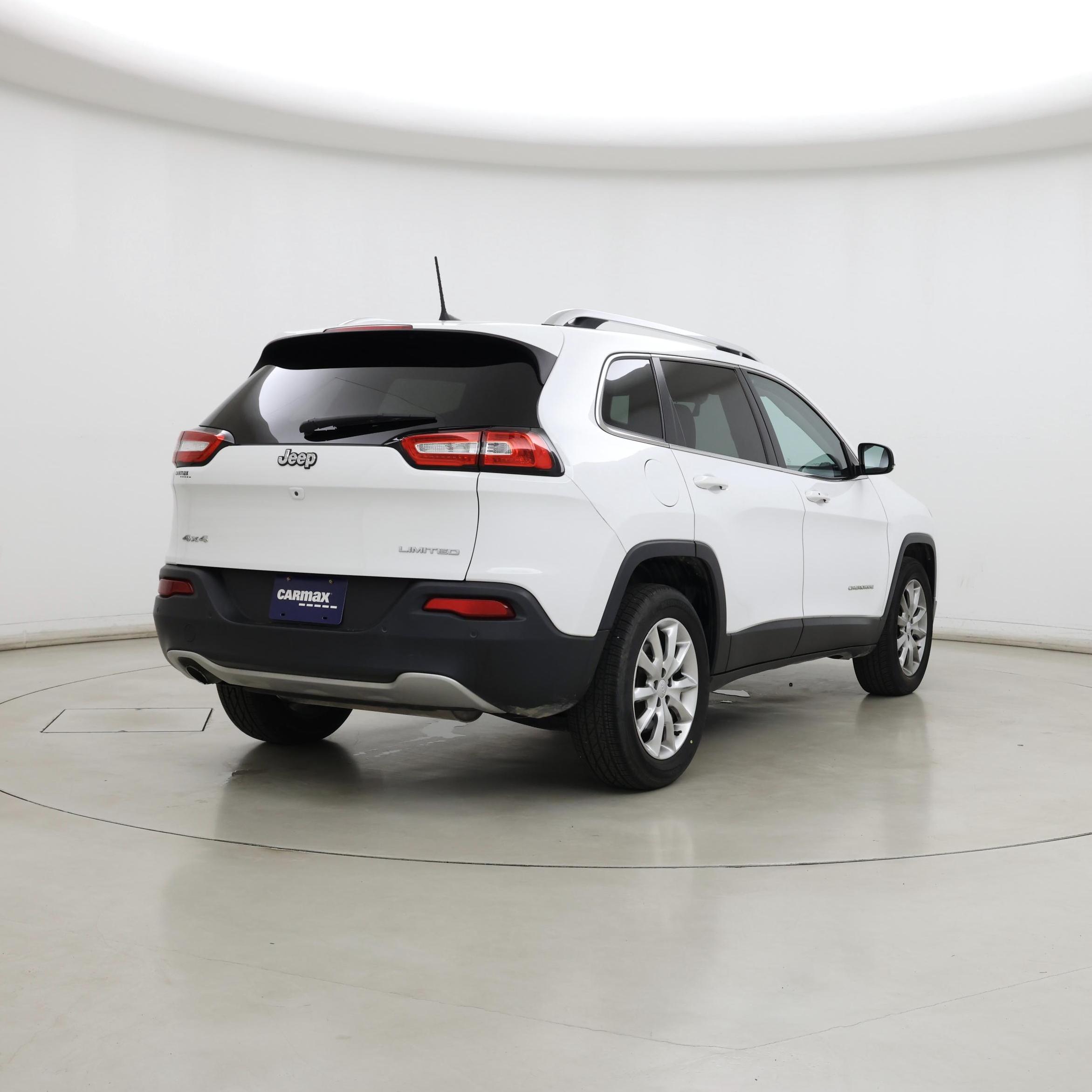 Thumbnail: 2018 Jeep Cherokee - 8