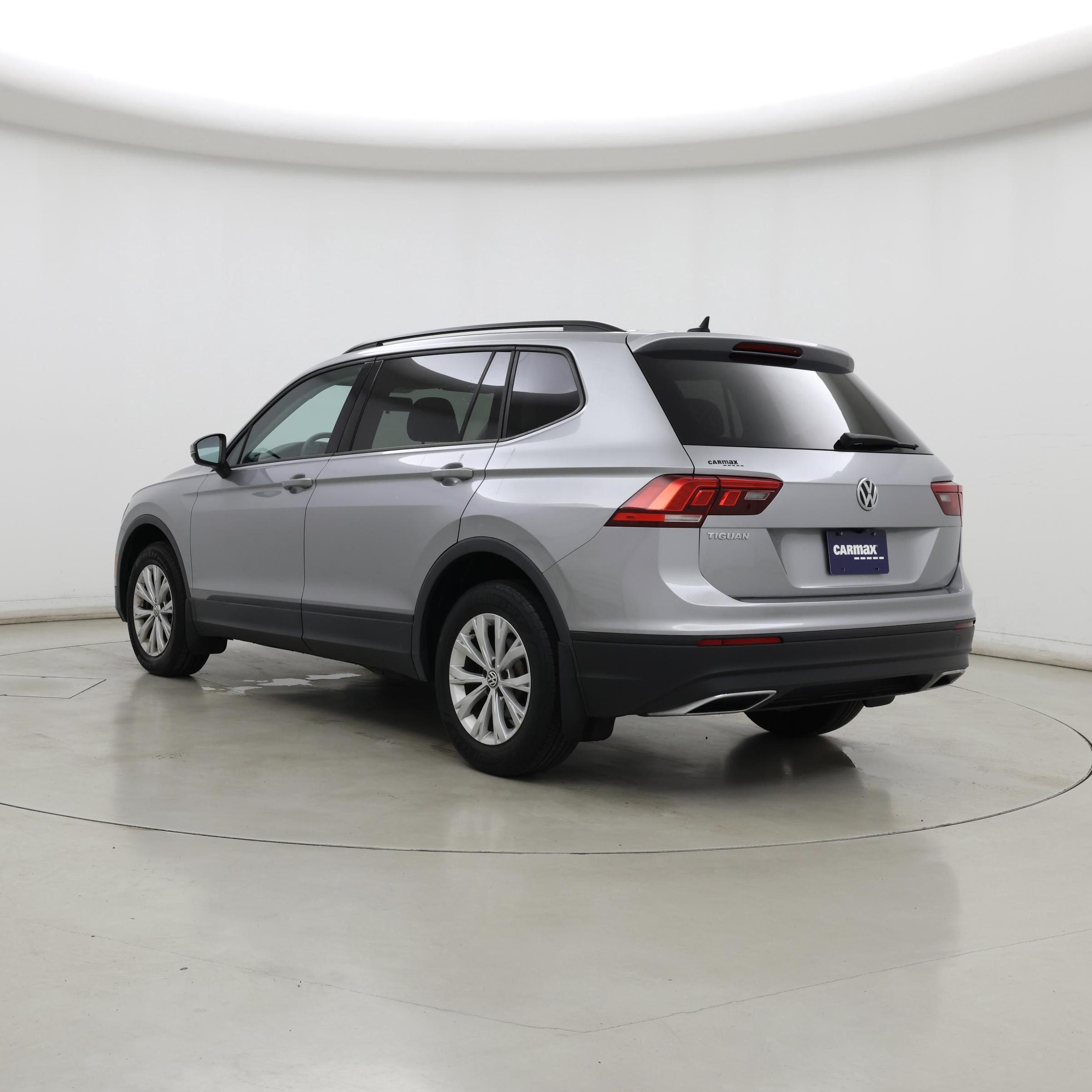 Thumbnail: 2020 Volkswagen Tiguan - 2