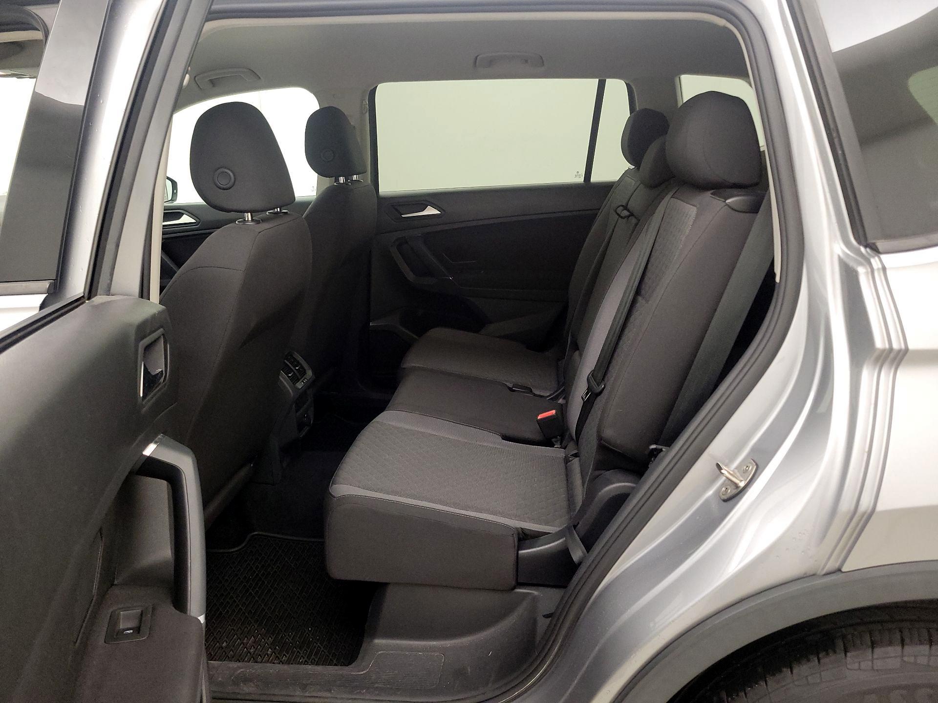 Thumbnail: 2020 Volkswagen Tiguan - 19