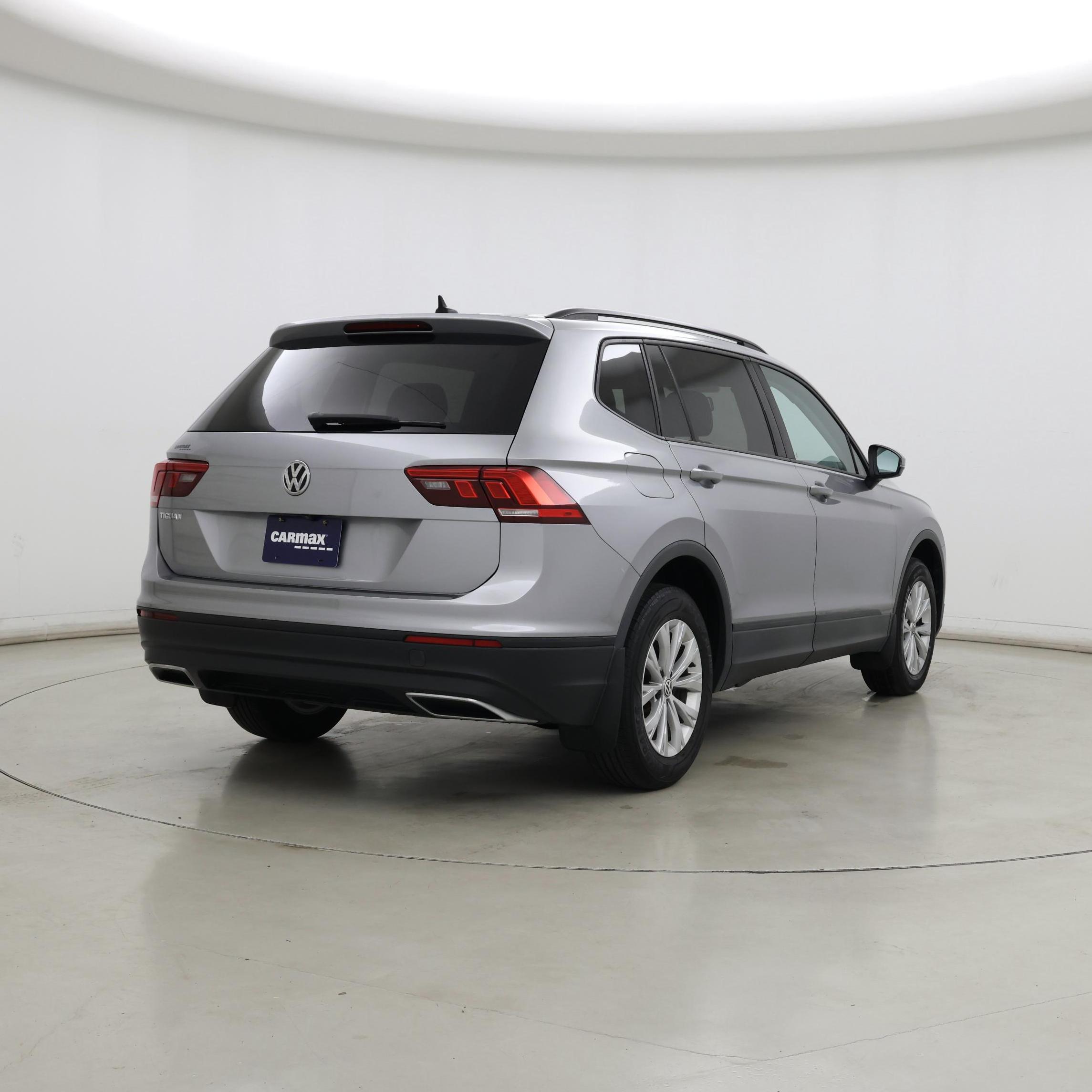 Thumbnail: 2020 Volkswagen Tiguan - 8