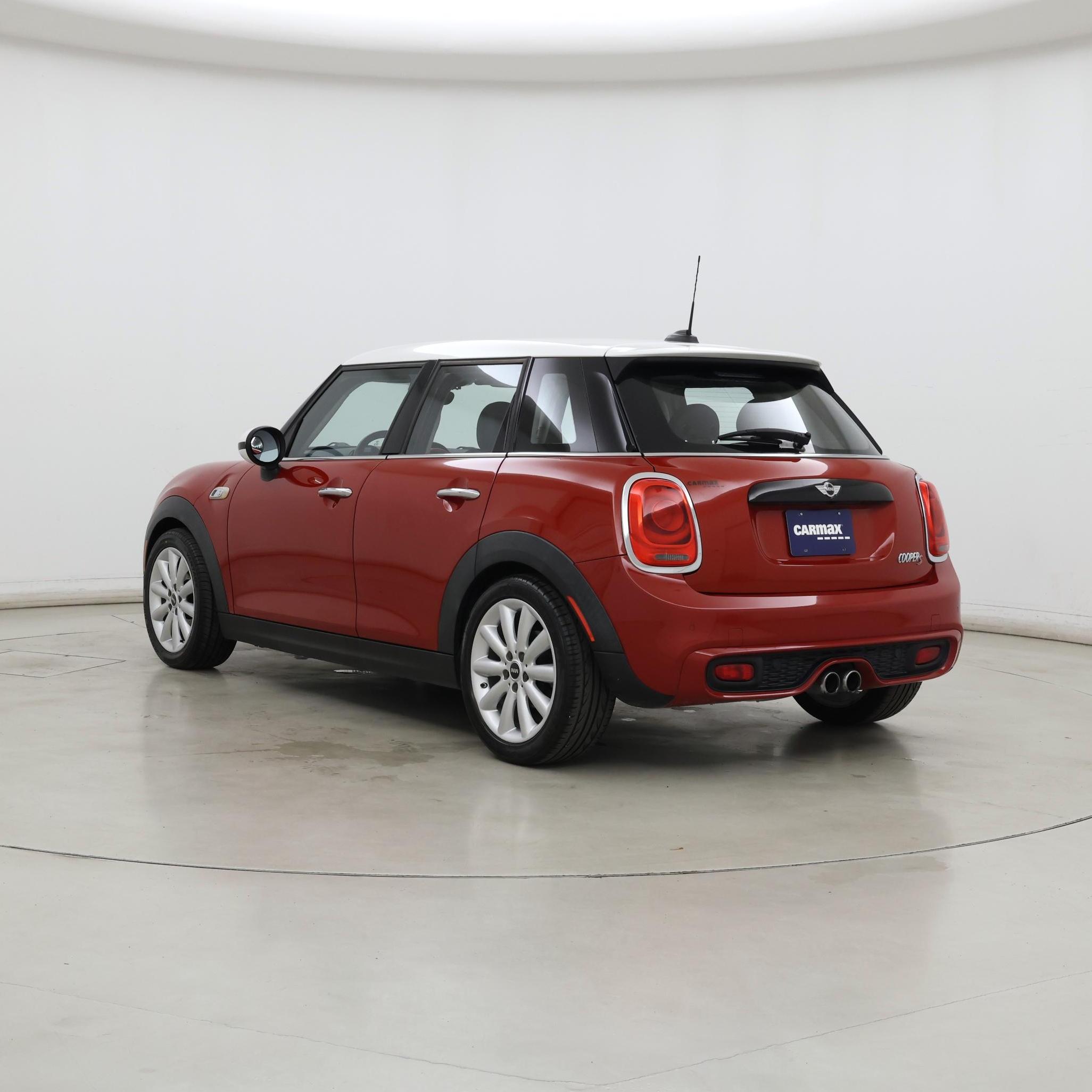 Thumbnail: 2016 MINI Cooper Hardtop - 2