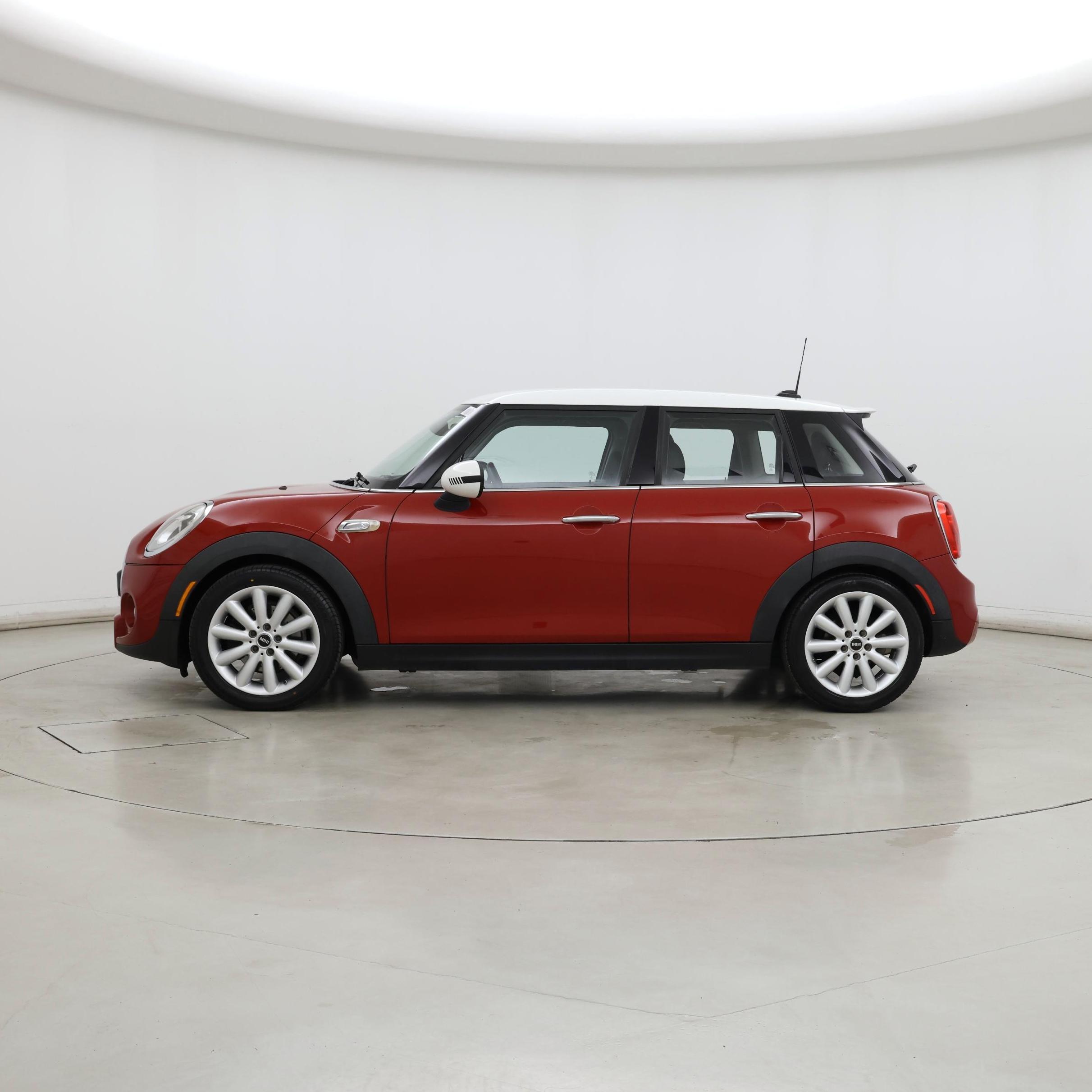 Thumbnail: 2016 MINI Cooper Hardtop - 3