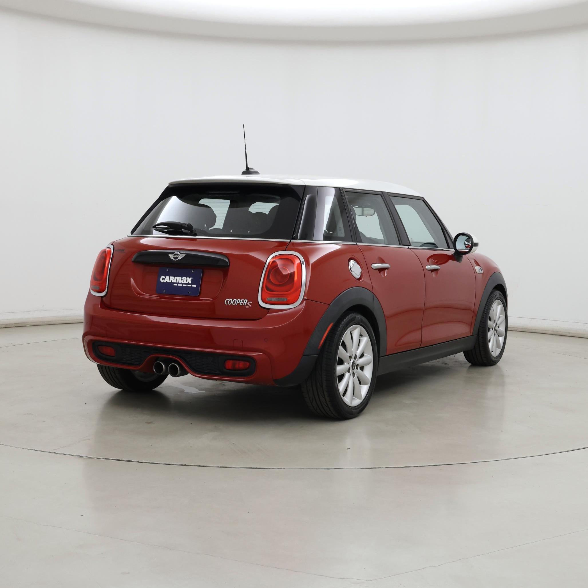 Thumbnail: 2016 MINI Cooper Hardtop - 8