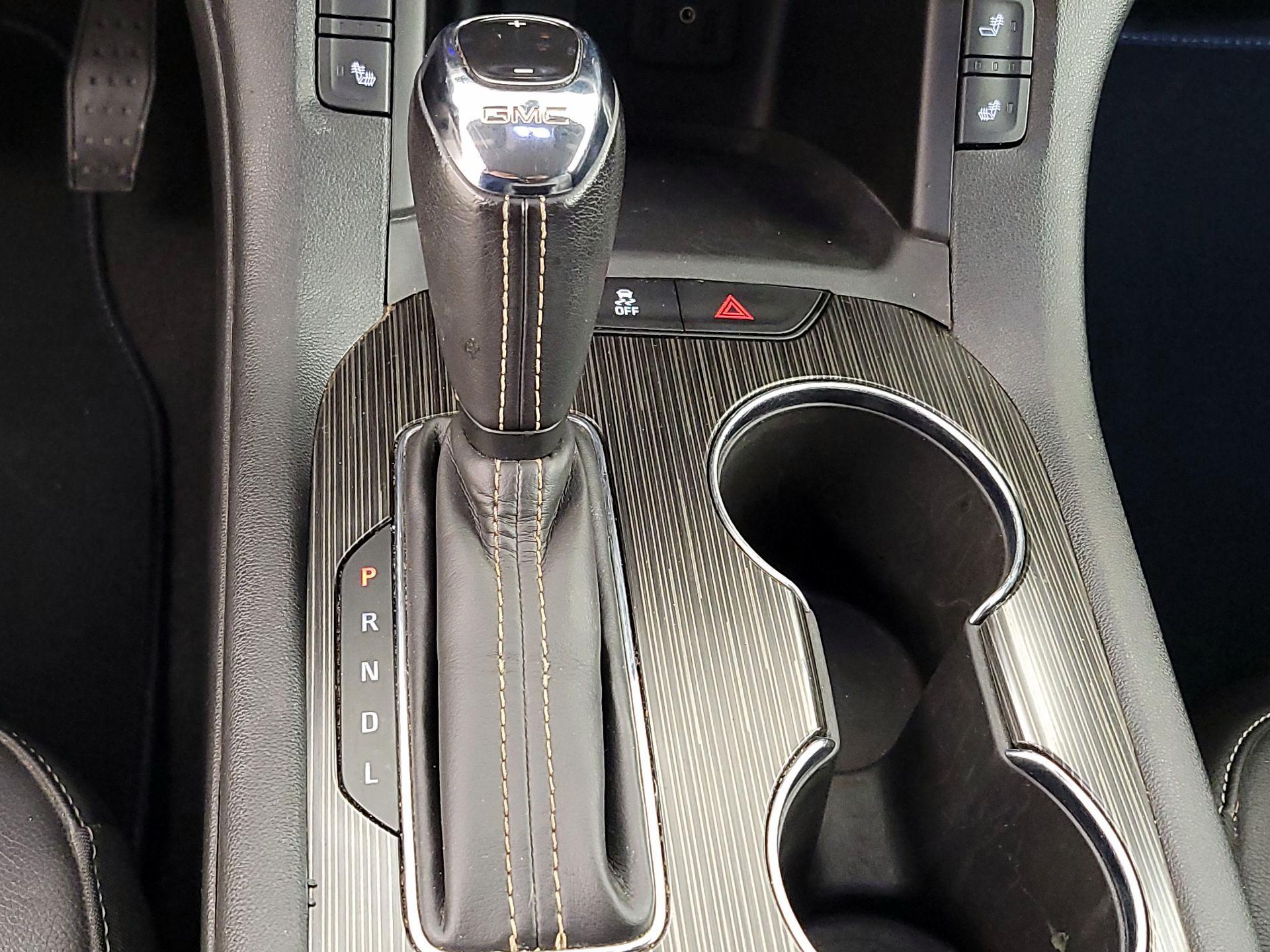 Thumbnail: 2019 GMC Acadia - 18