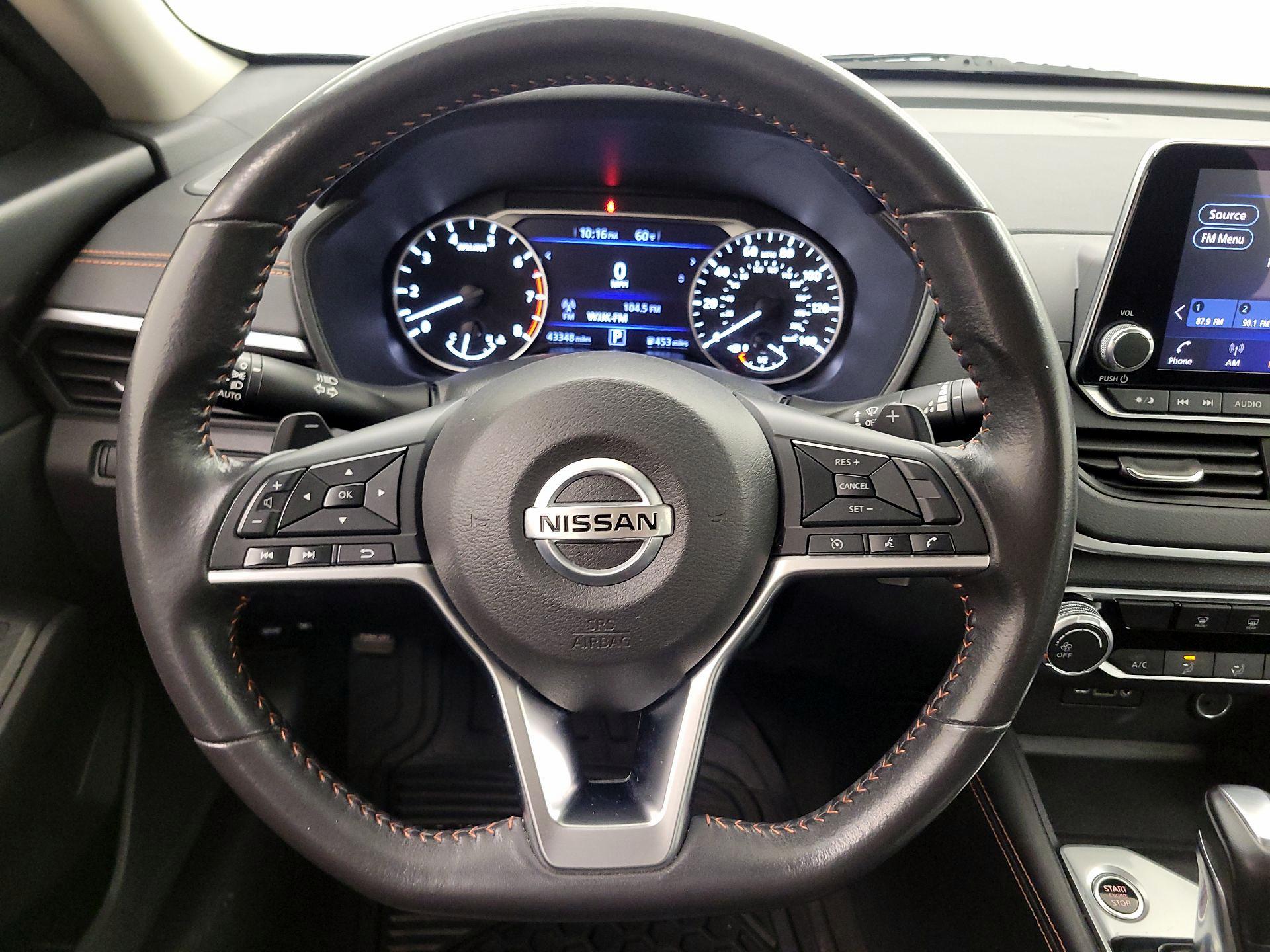 Thumbnail: 2022 Nissan Altima - 10