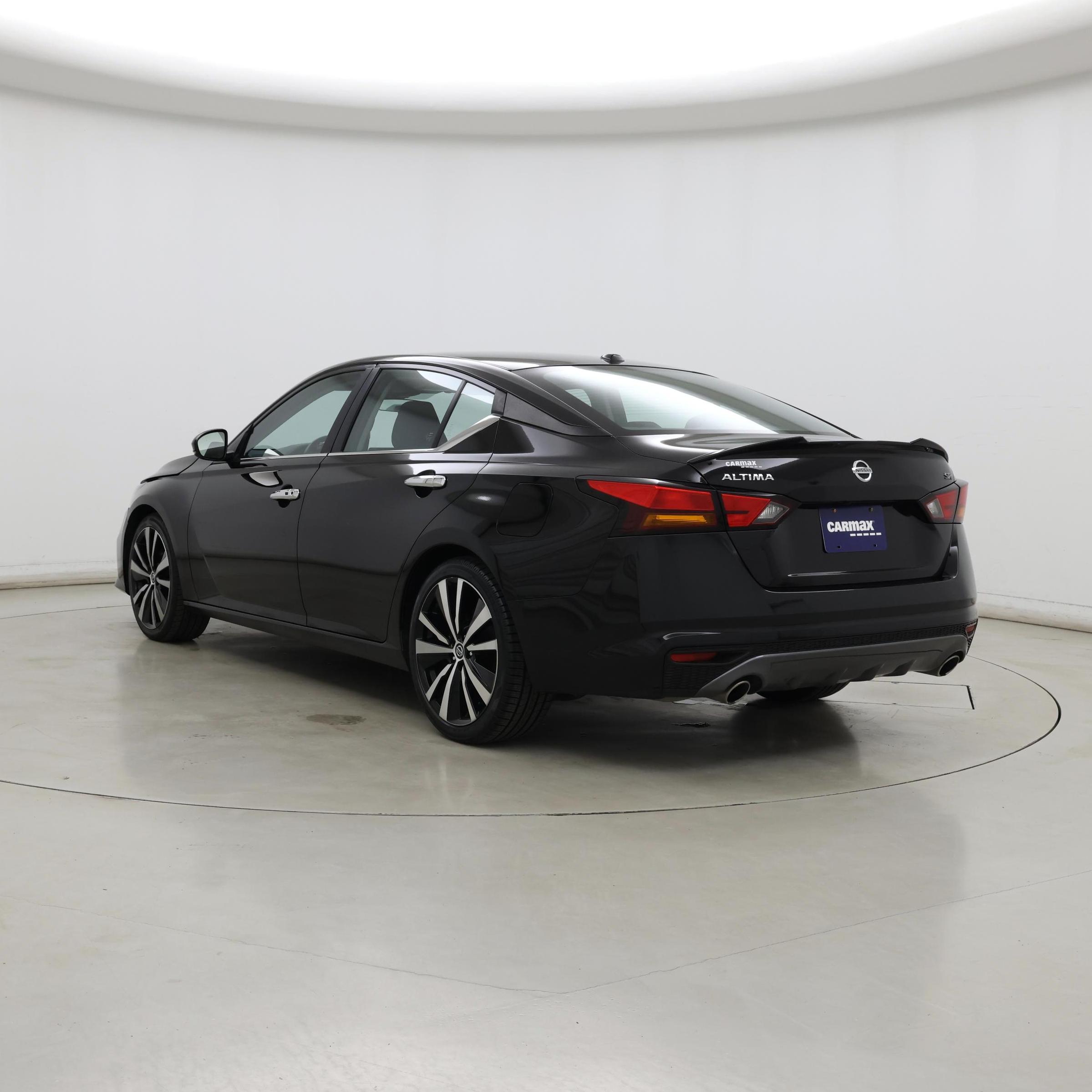 Thumbnail: 2022 Nissan Altima - 2