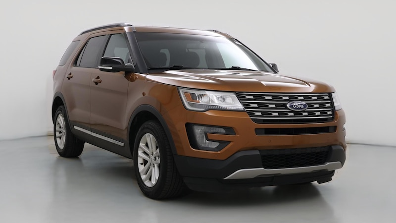 2017 Ford Explorer XLT Hero Image