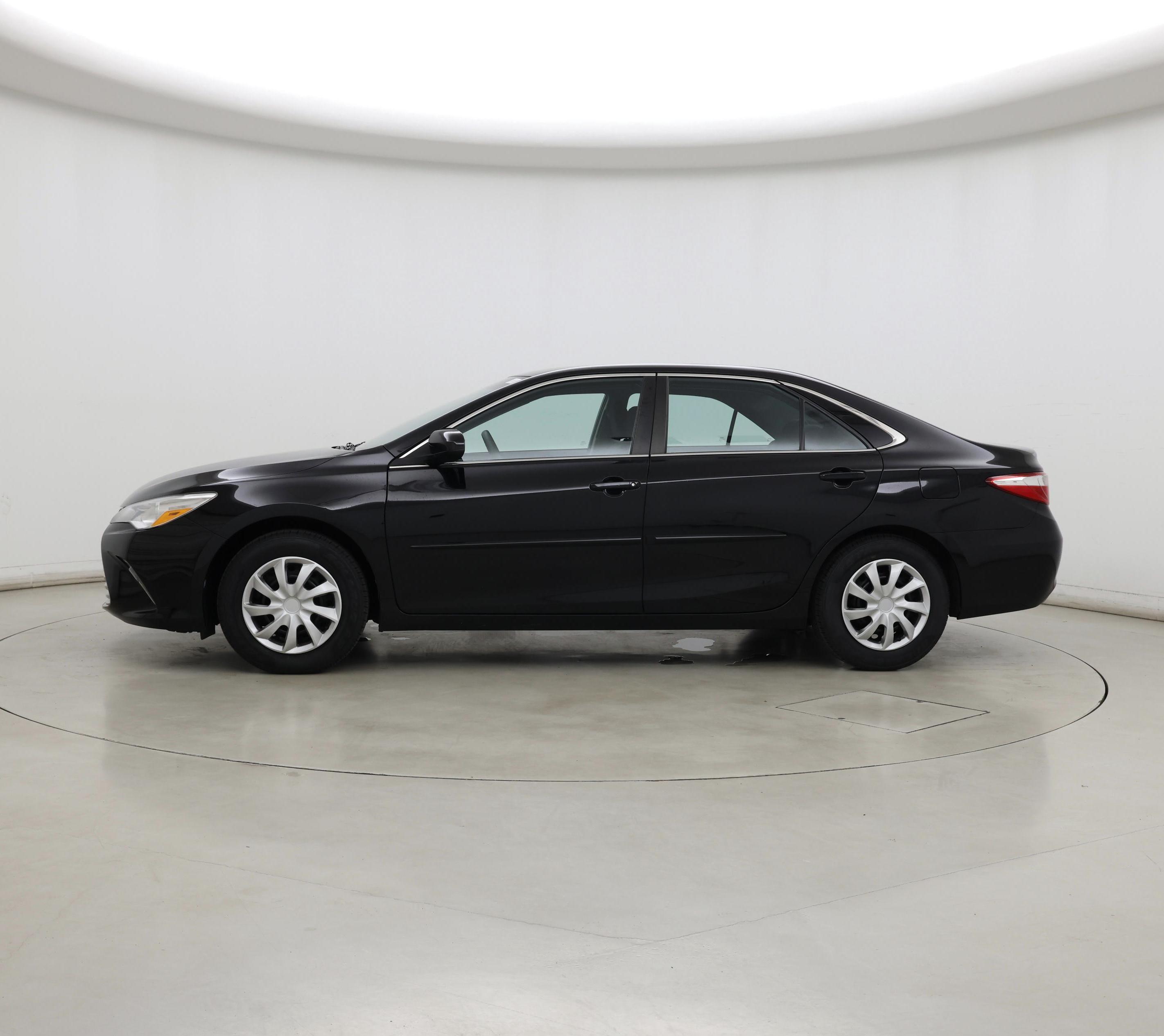 Thumbnail: 2017 Toyota Camry - 3
