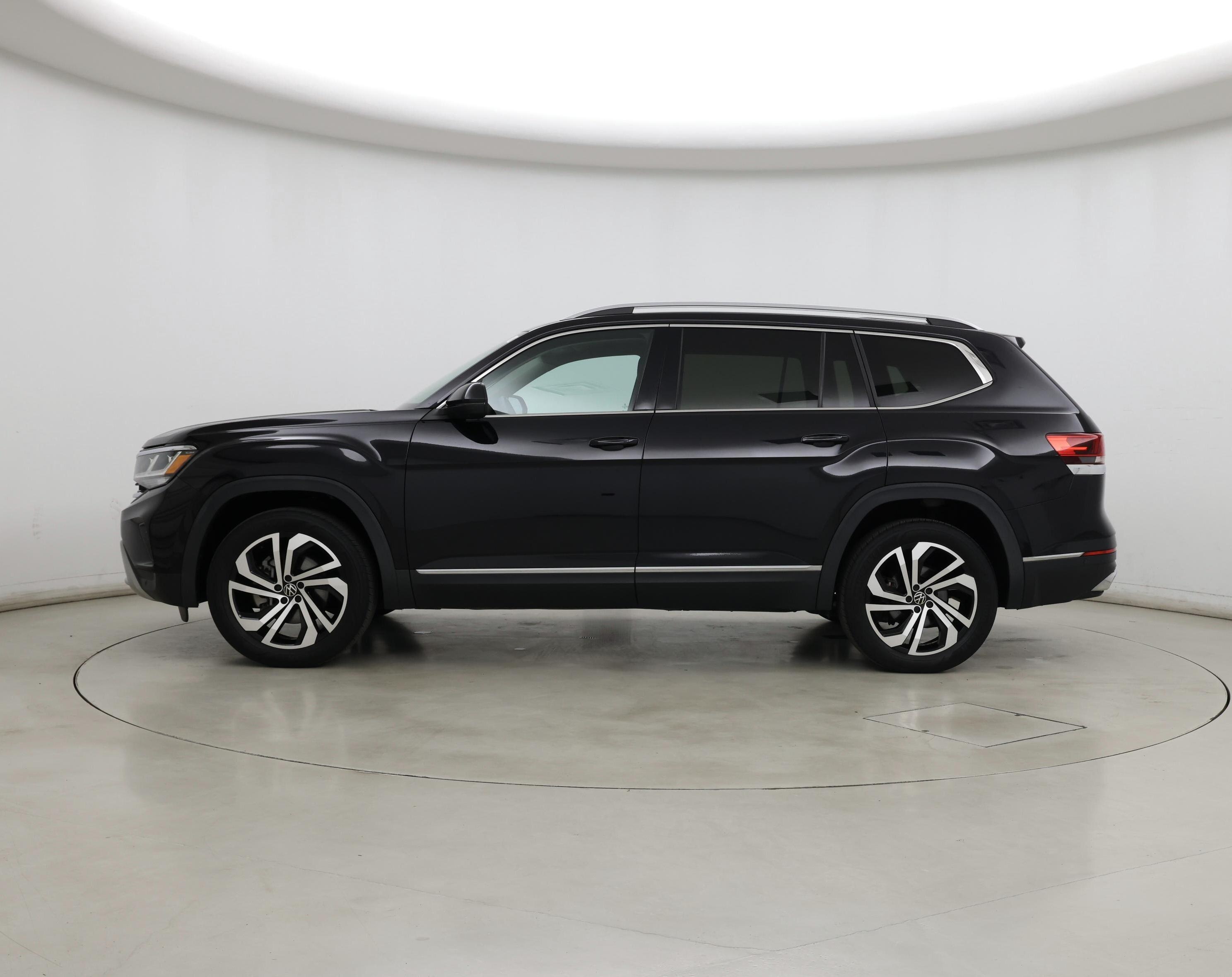 Thumbnail: 2021 Volkswagen Atlas - 3