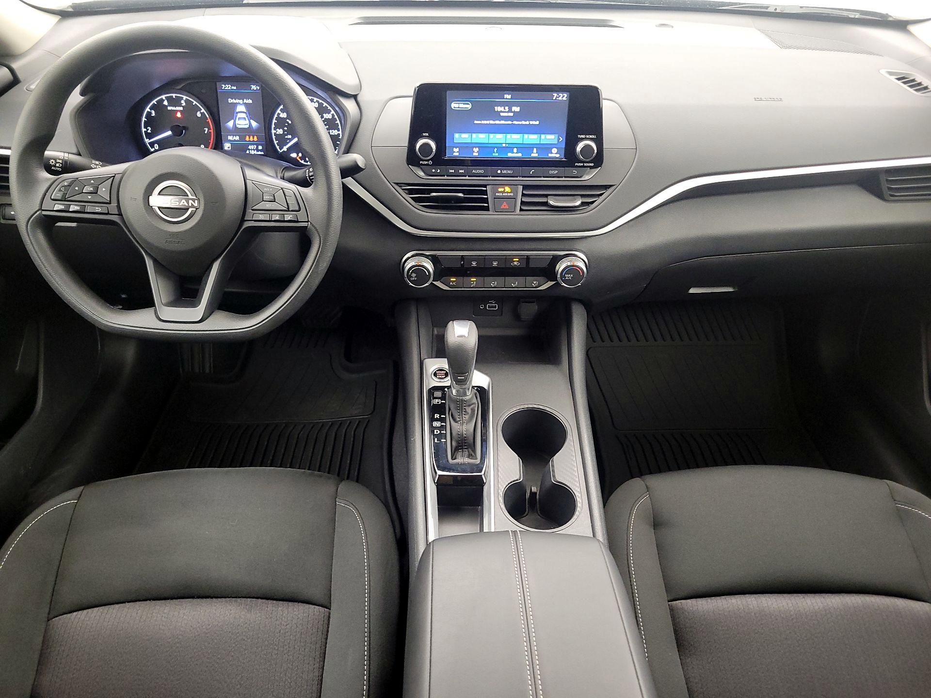 Thumbnail: 2023 Nissan Altima - 9
