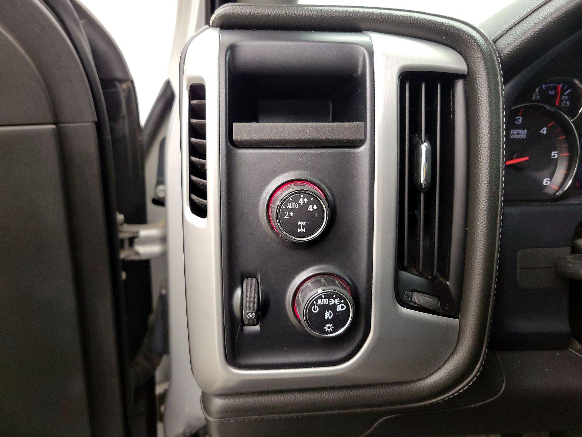 Thumbnail: 2015 GMC Sierra 1500 - 13