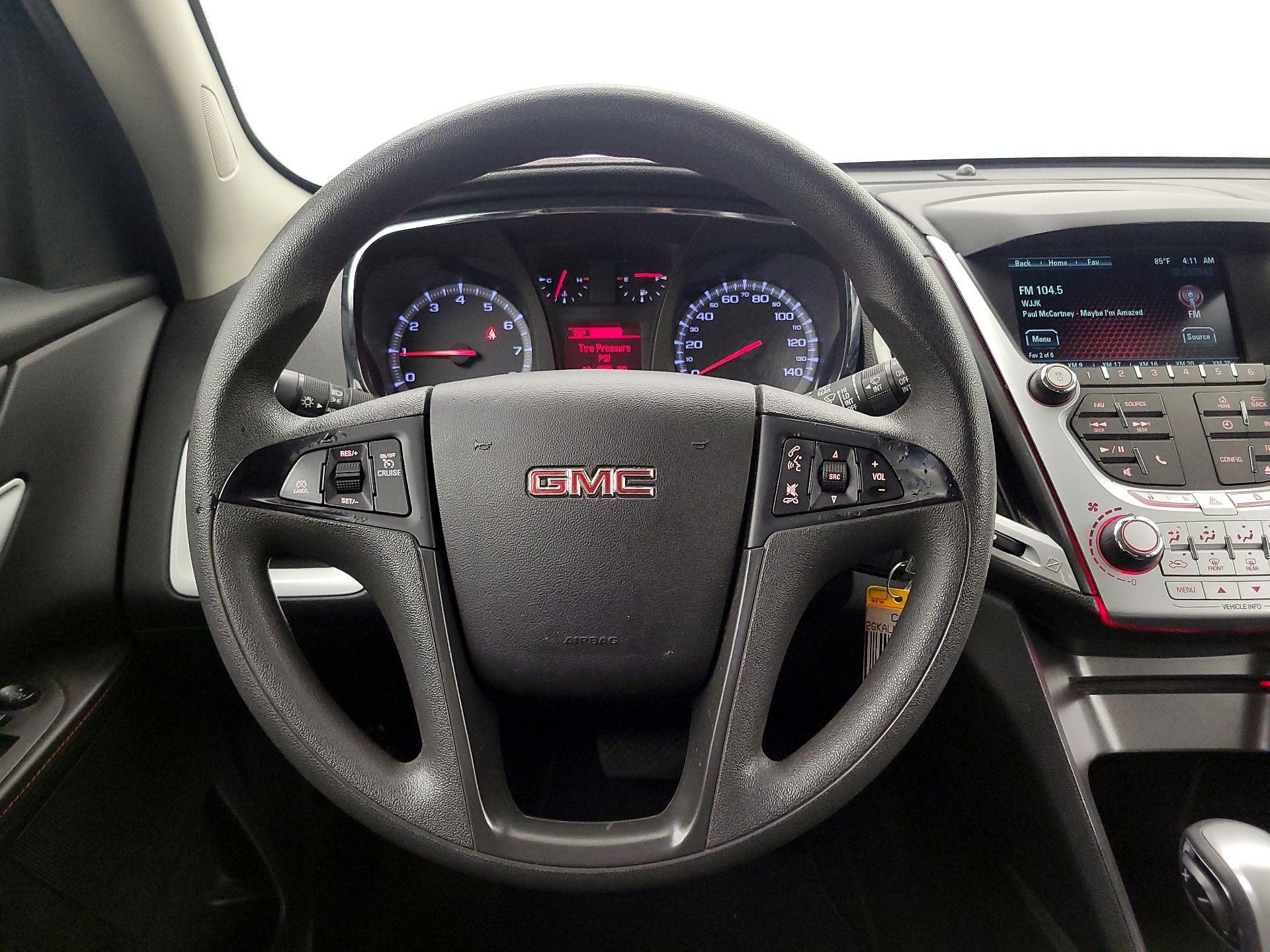 Thumbnail: 2015 GMC Terrain - 10
