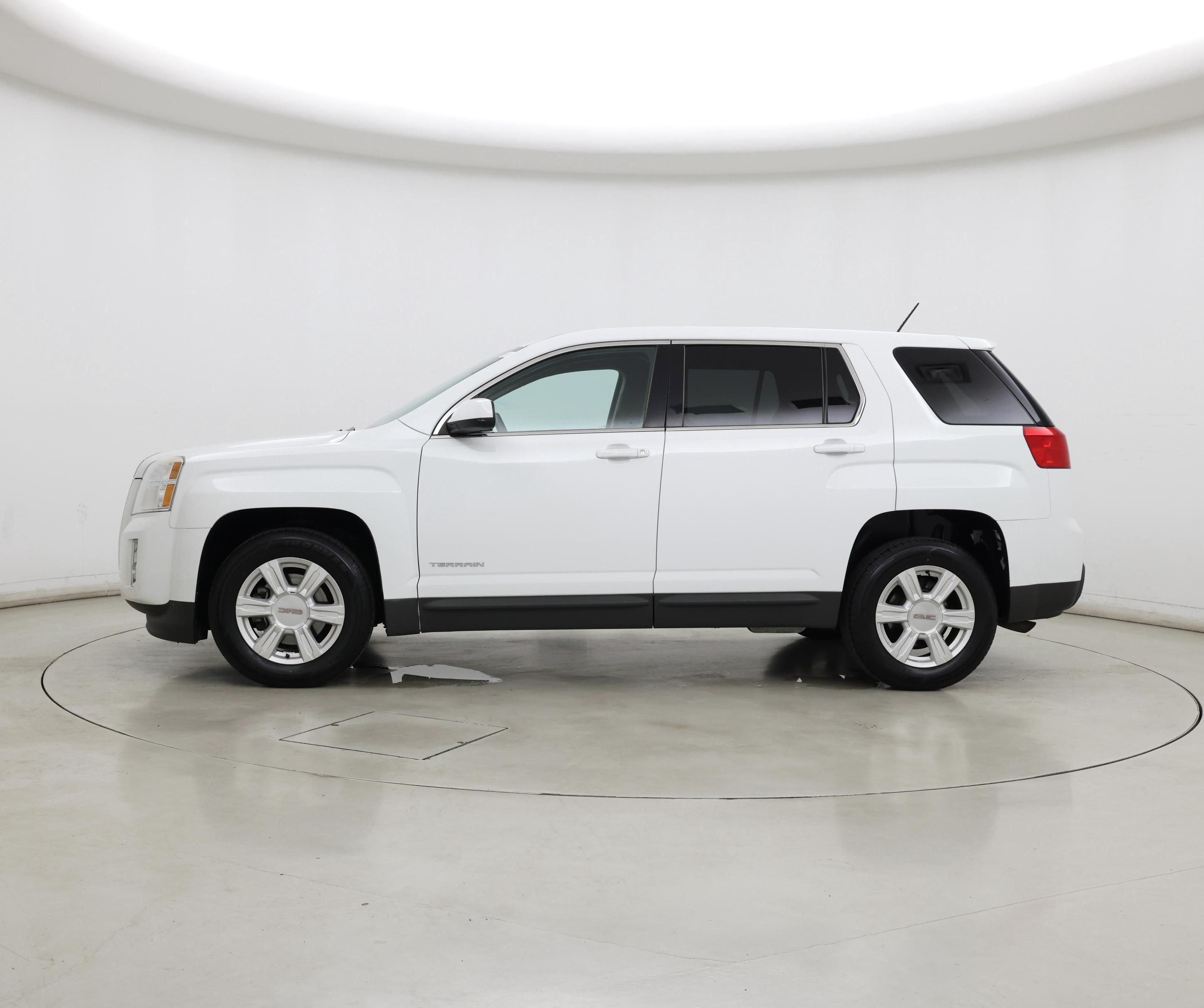 Thumbnail: 2015 GMC Terrain - 3