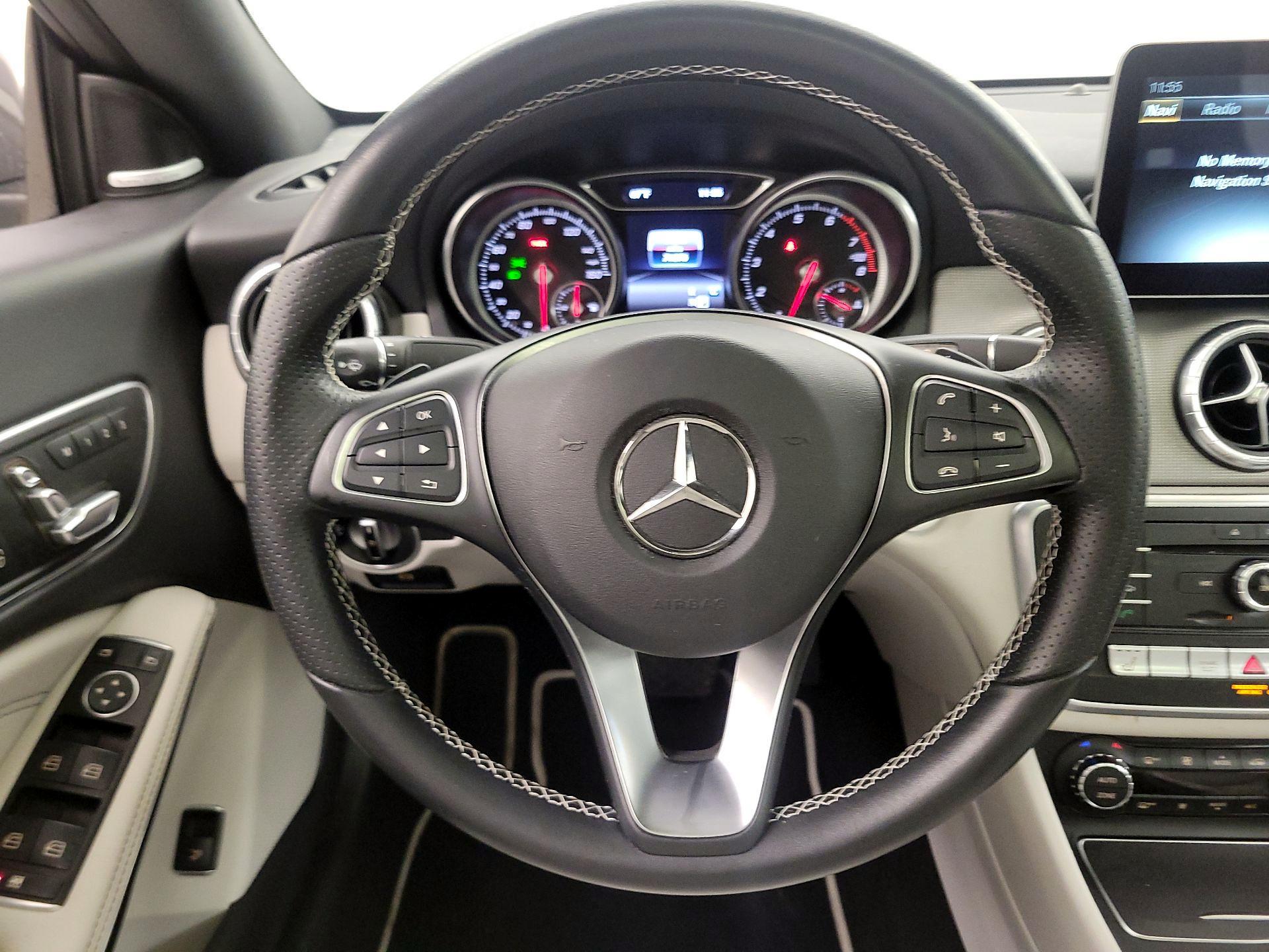 Thumbnail: 2017 Mercedes-Benz CLA - 10
