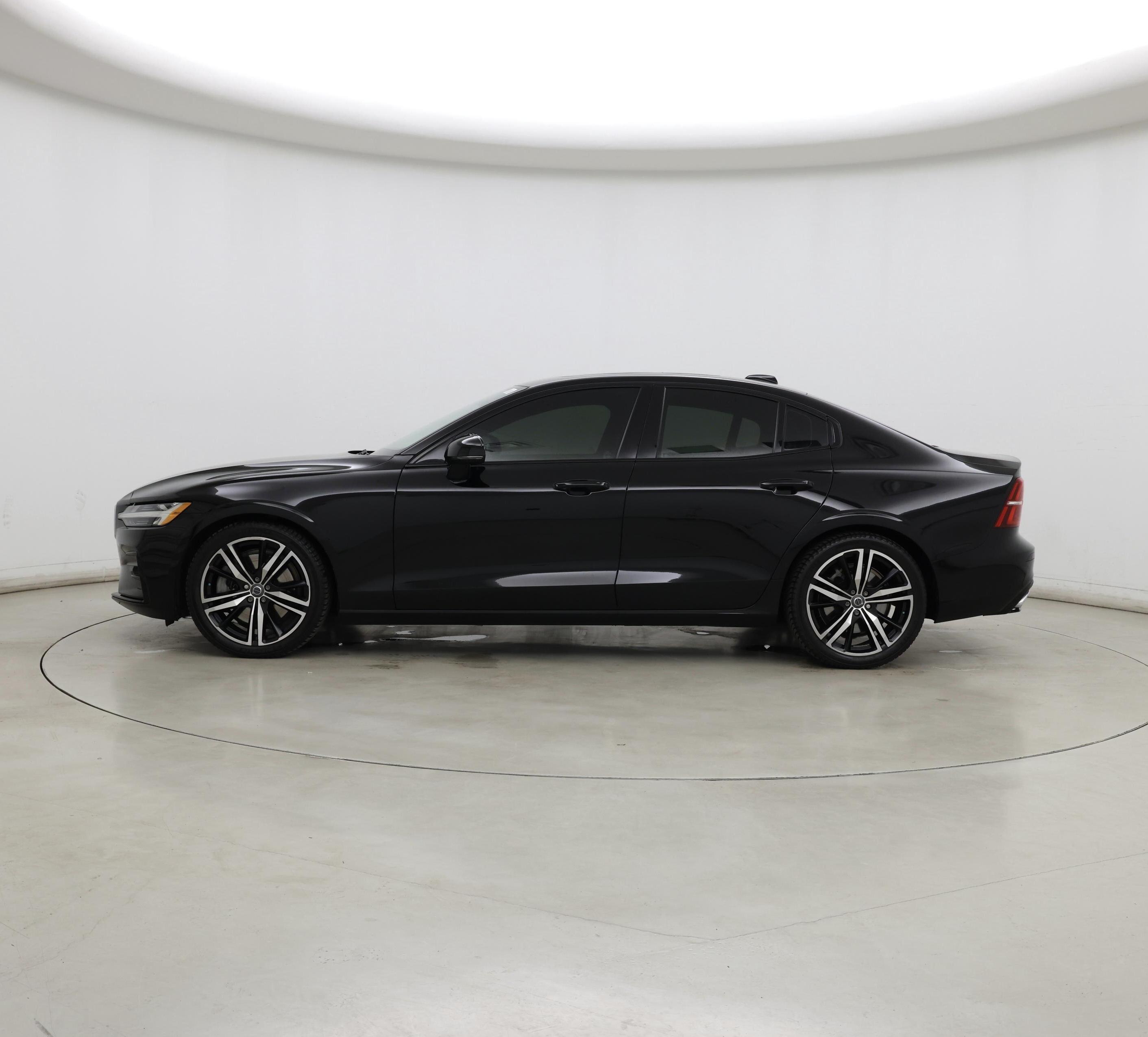 Thumbnail: 2019 Volvo S60 - 3