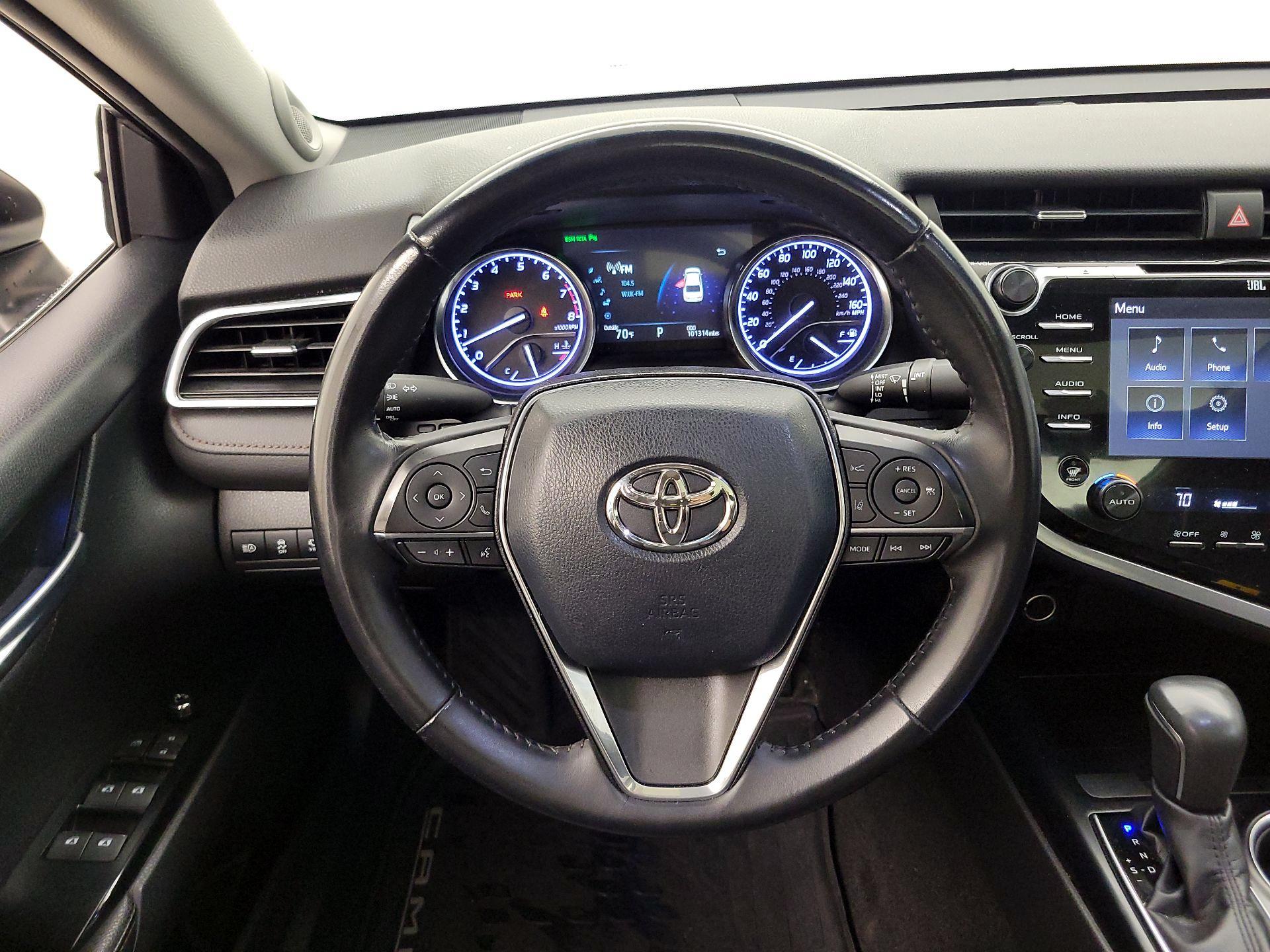 Thumbnail: 2018 Toyota Camry - 10