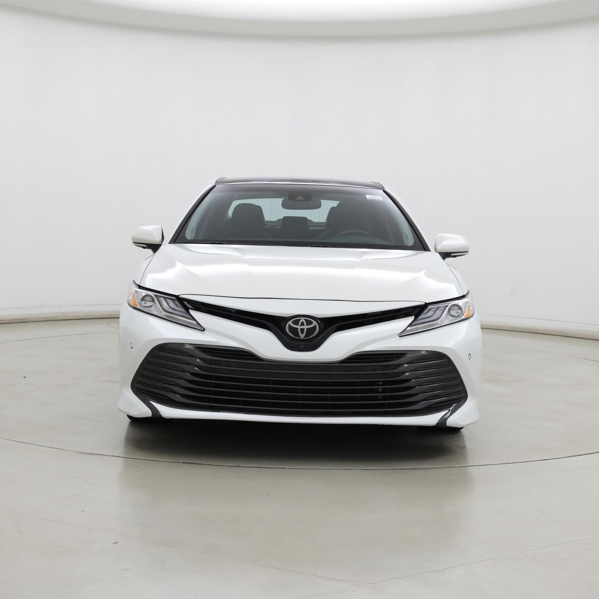 Thumbnail: 2018 Toyota Camry - 5