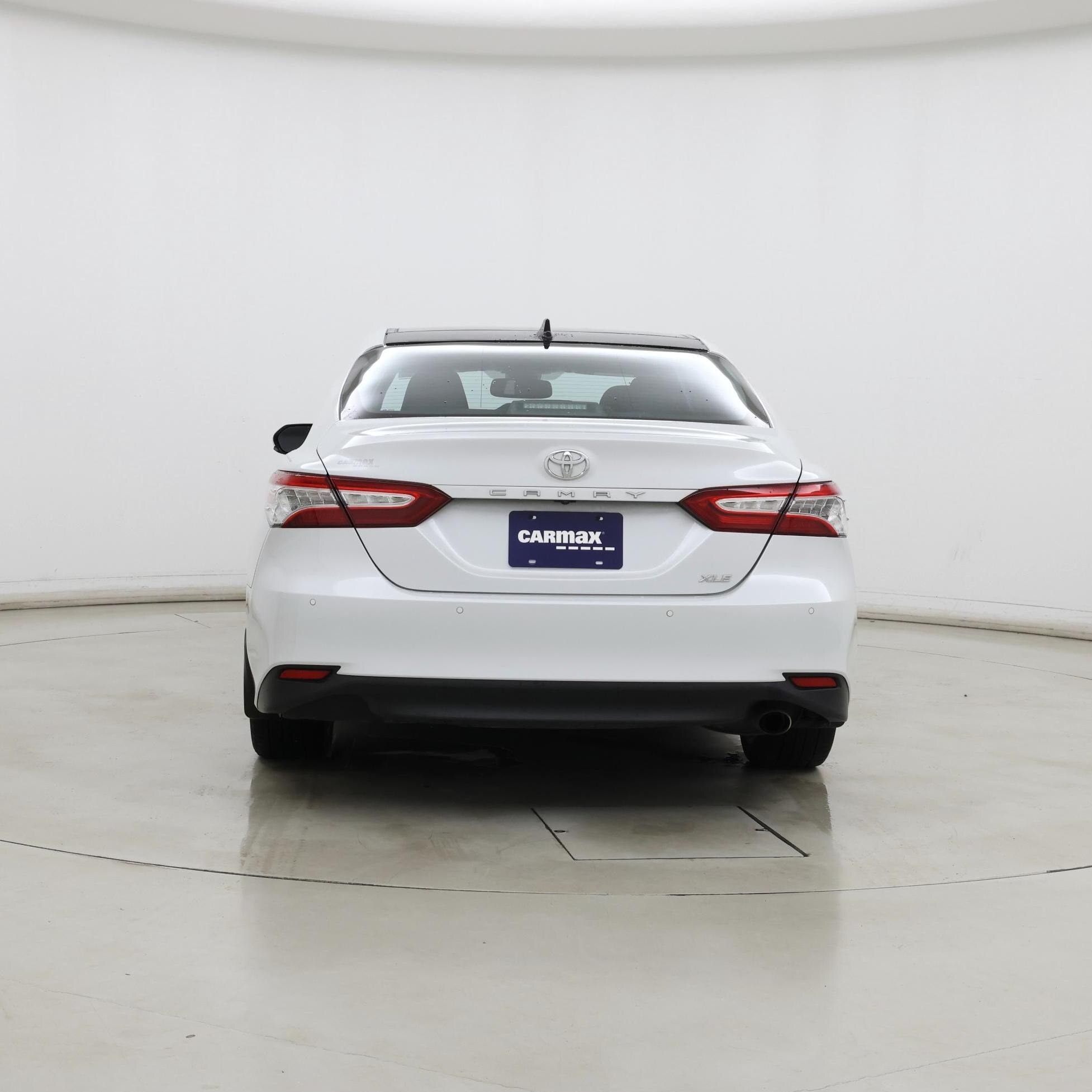 Thumbnail: 2018 Toyota Camry - 6