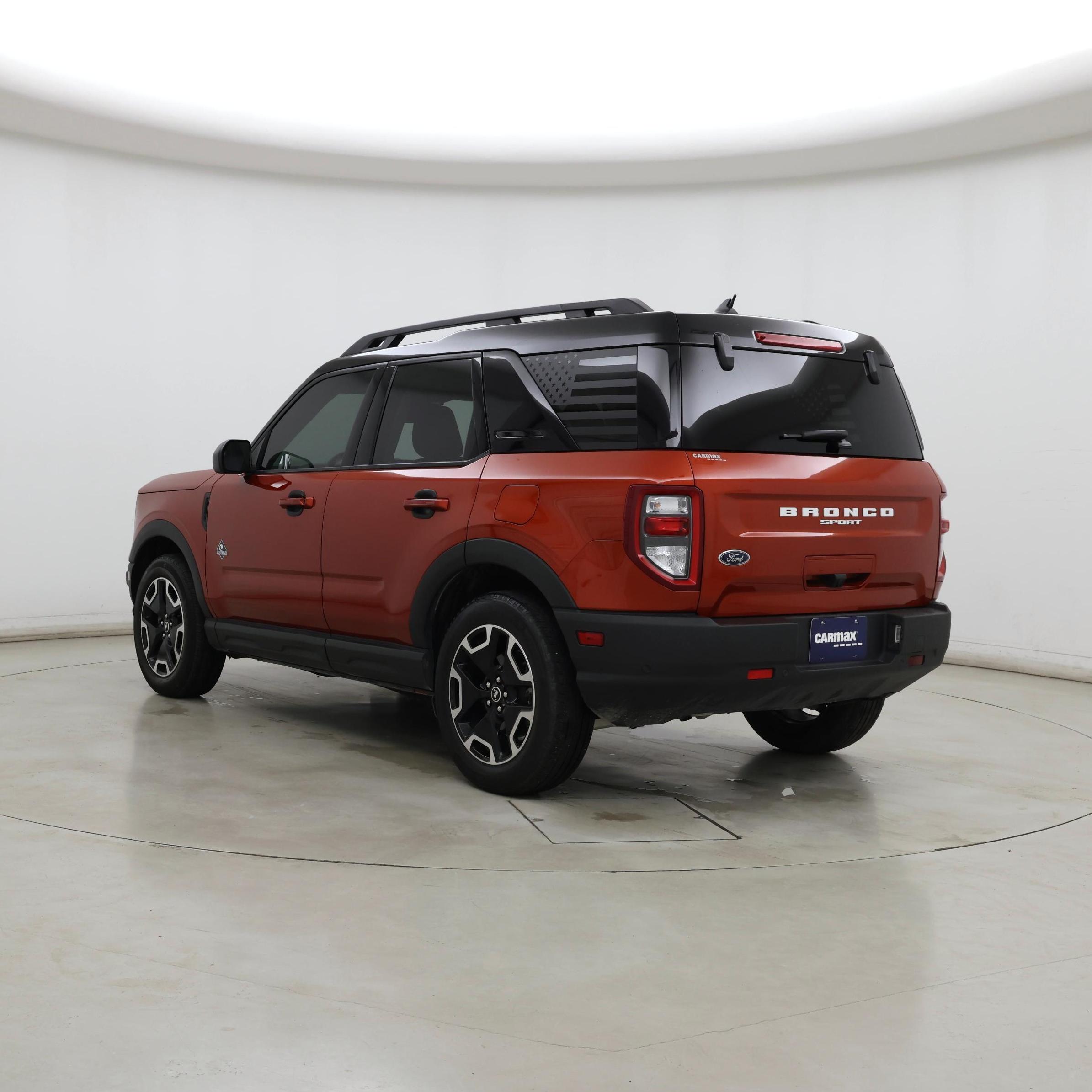 Thumbnail: 2022 Ford Bronco Sport - 2