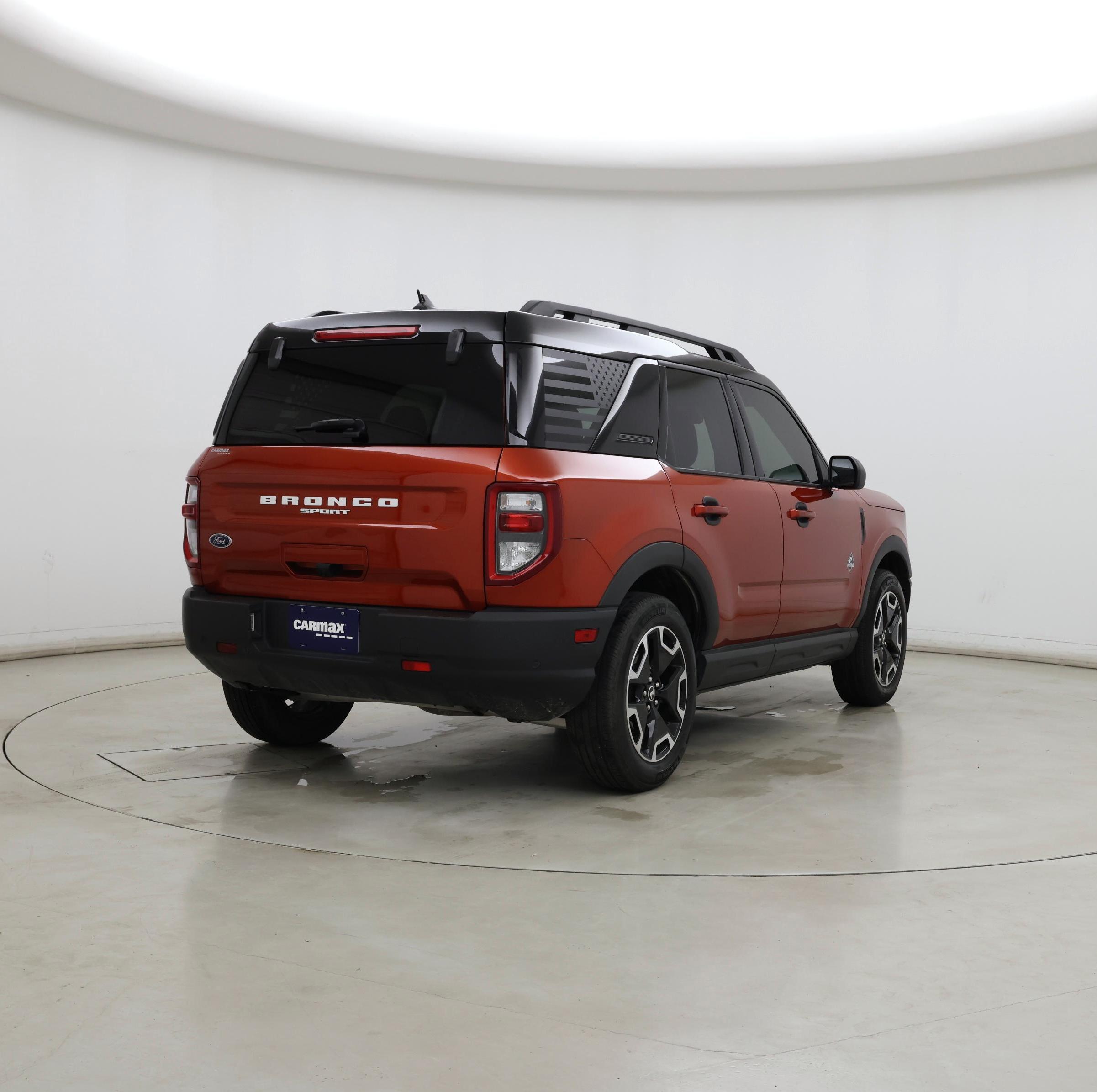 Thumbnail: 2022 Ford Bronco Sport - 8