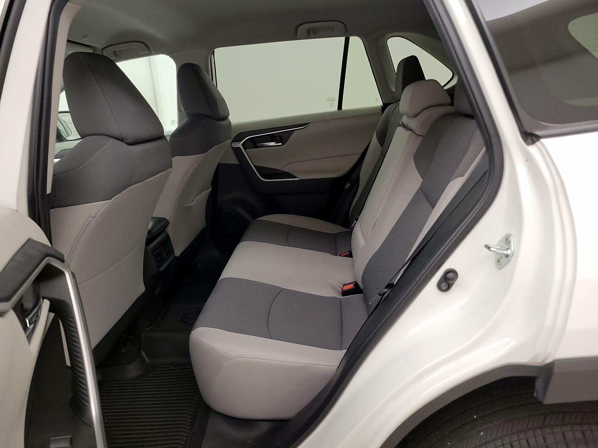 Thumbnail: 2023 Toyota RAV4 - 19