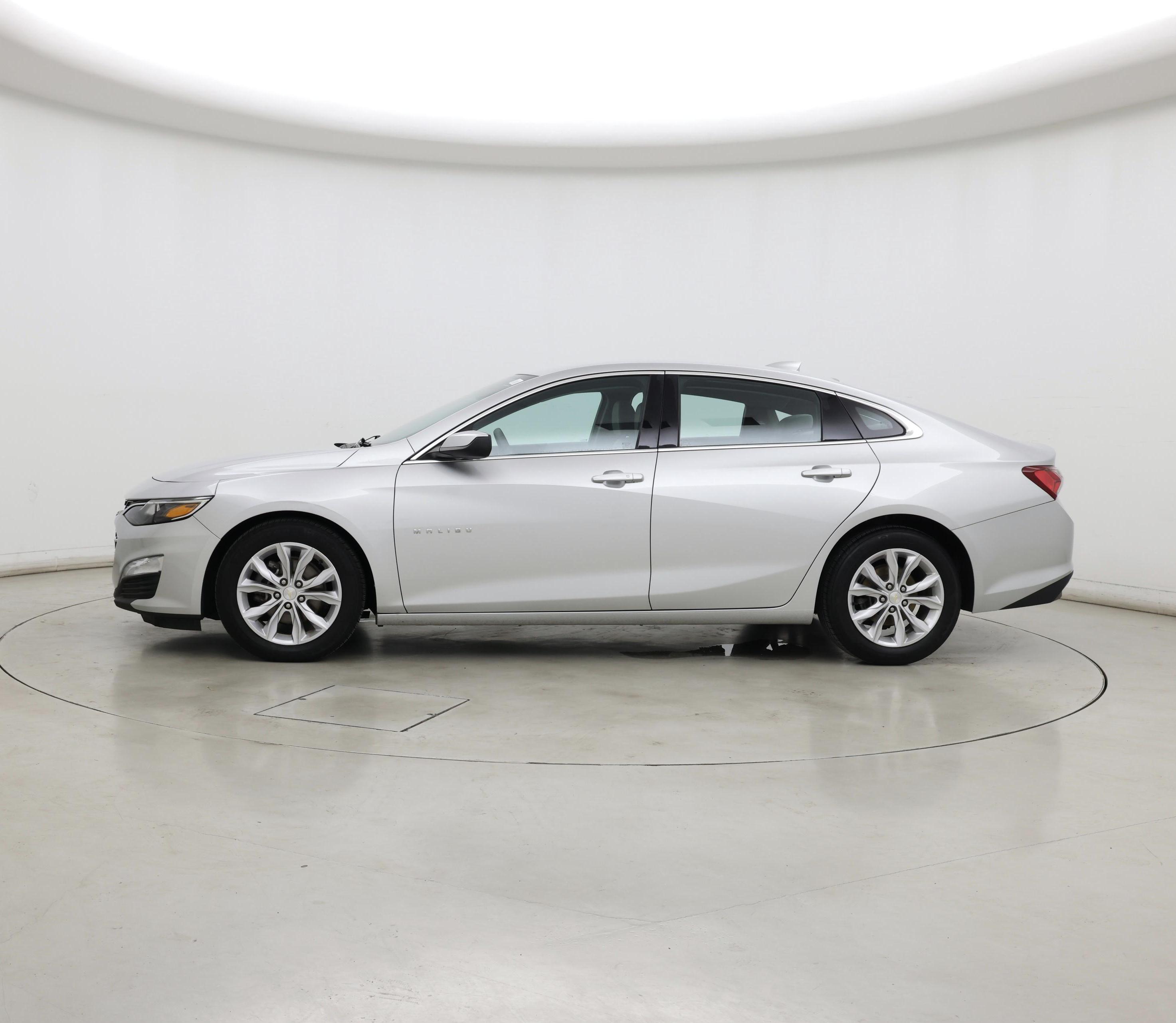 Thumbnail: 2020 Chevrolet Malibu - 3