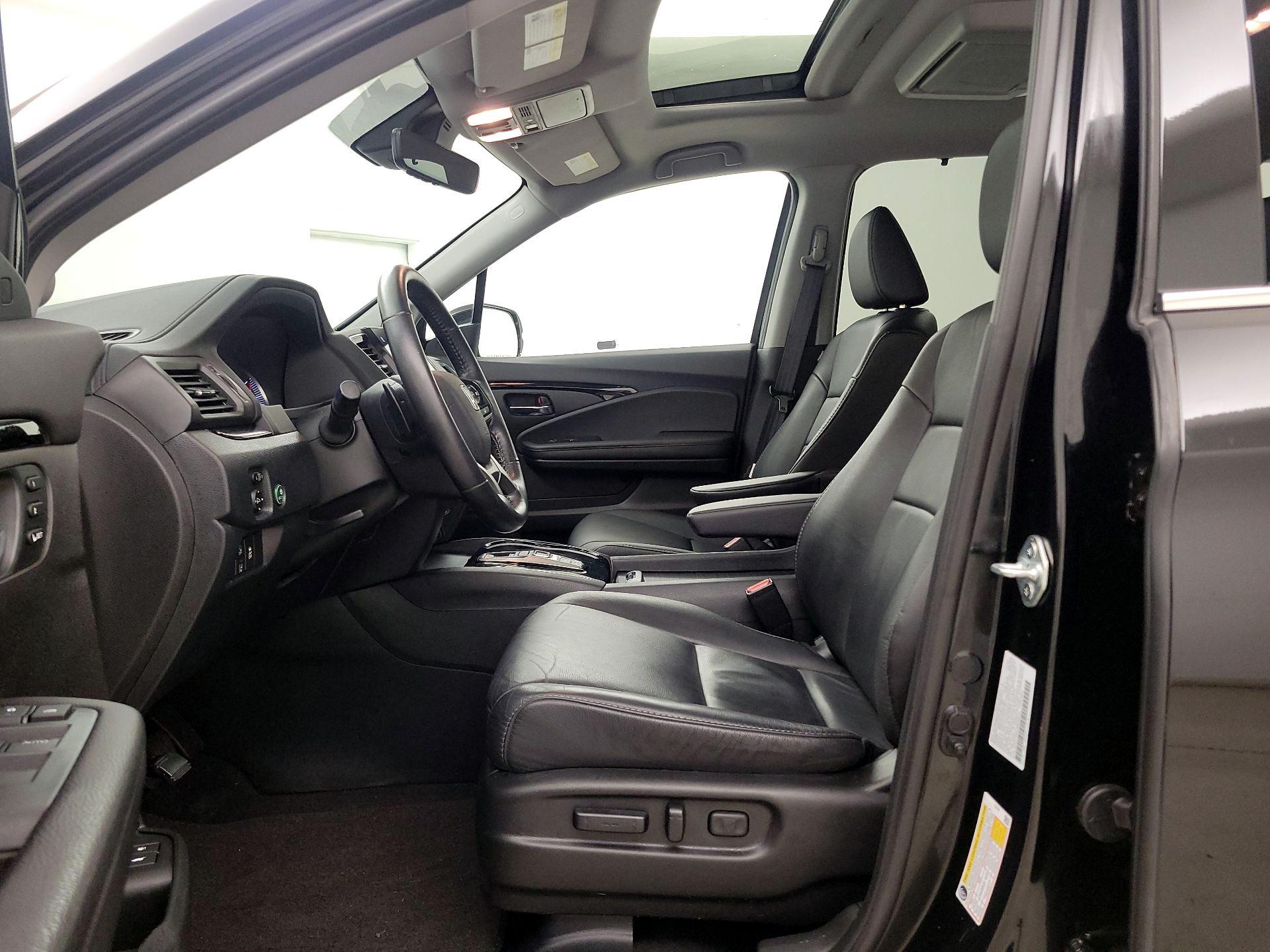 Thumbnail: 2022 Honda Pilot - 11