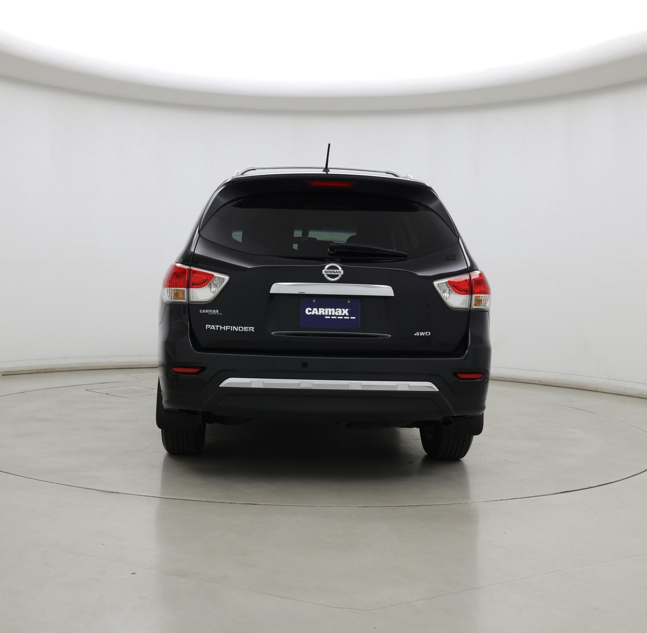 Thumbnail: 2016 Nissan Pathfinder - 6