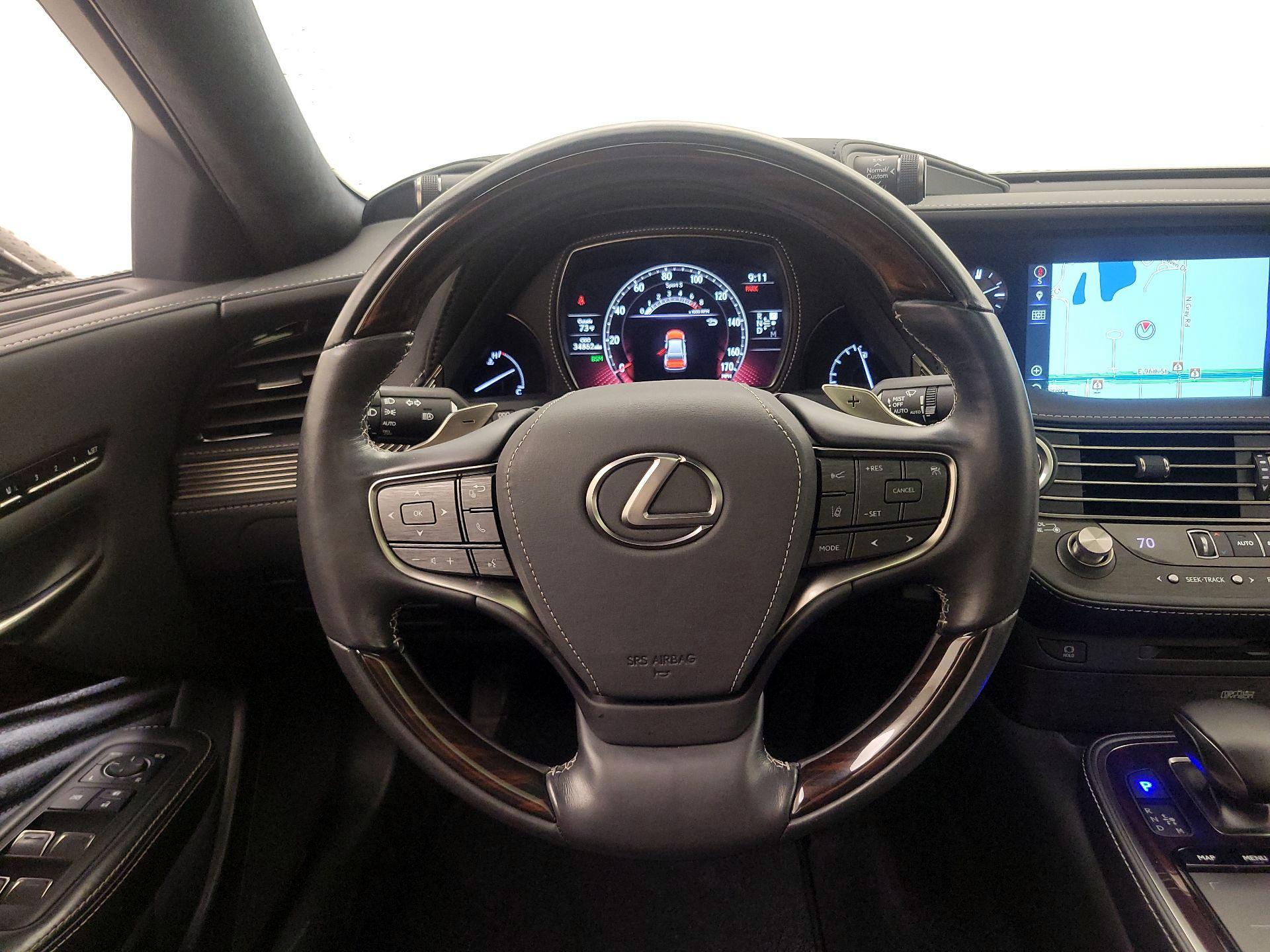 Thumbnail: 2019 Lexus LS - 10