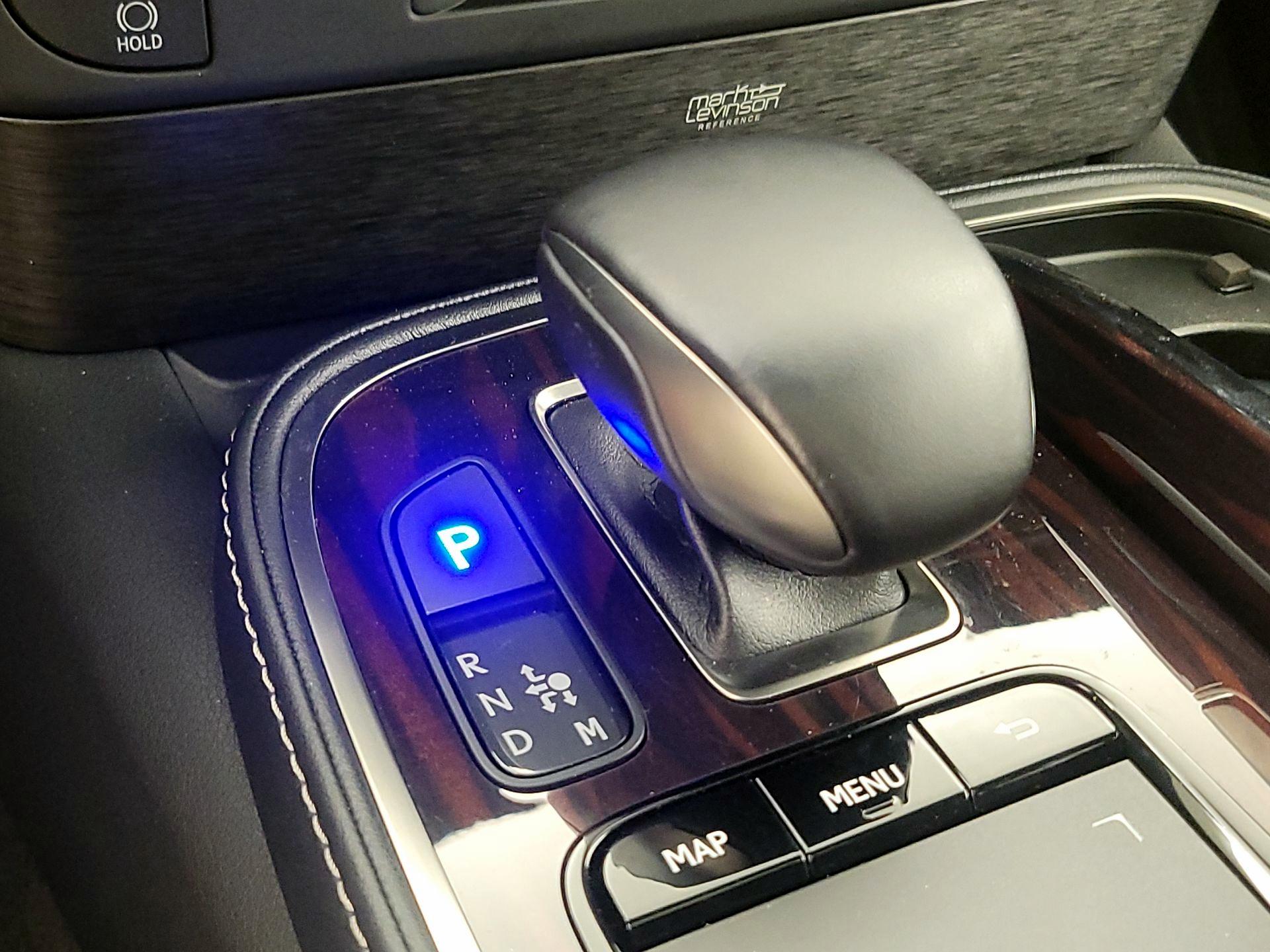 Thumbnail: 2019 Lexus LS - 18