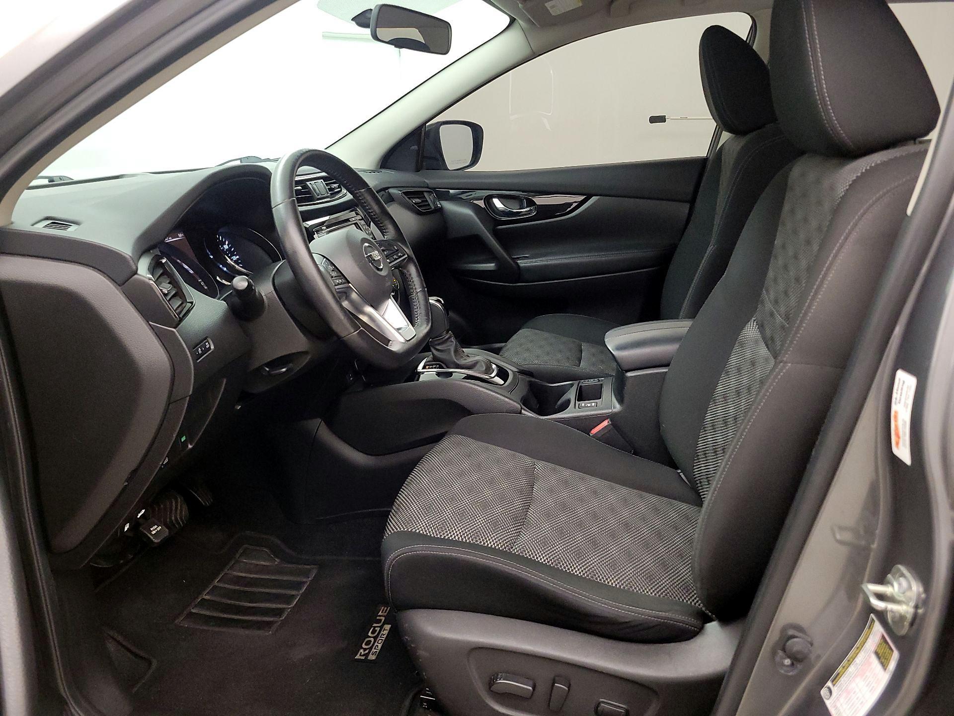 Thumbnail: 2018 Nissan Rogue Sport - 11