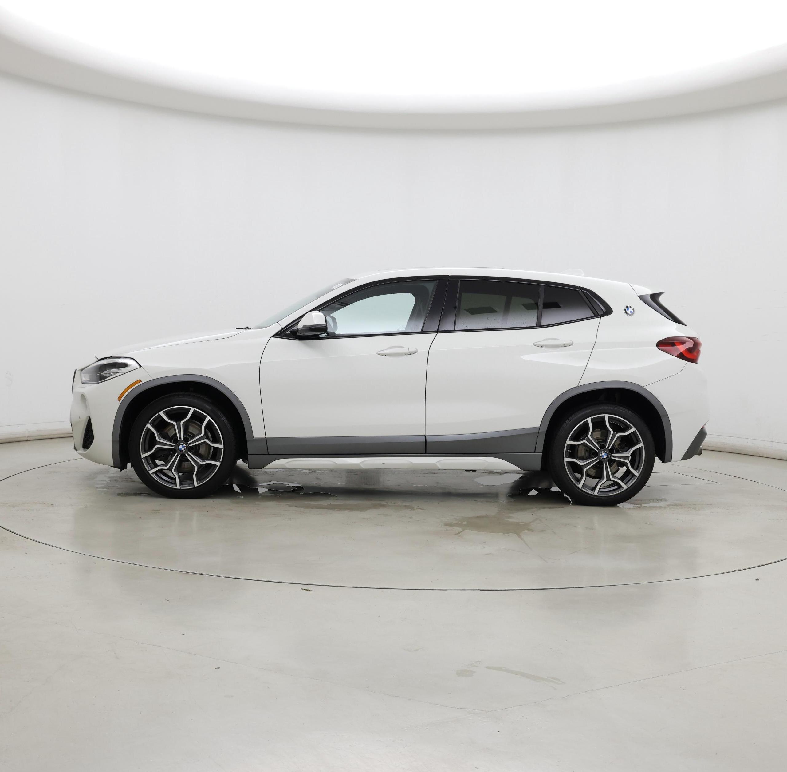 Thumbnail: 2020 BMW X2 - 3
