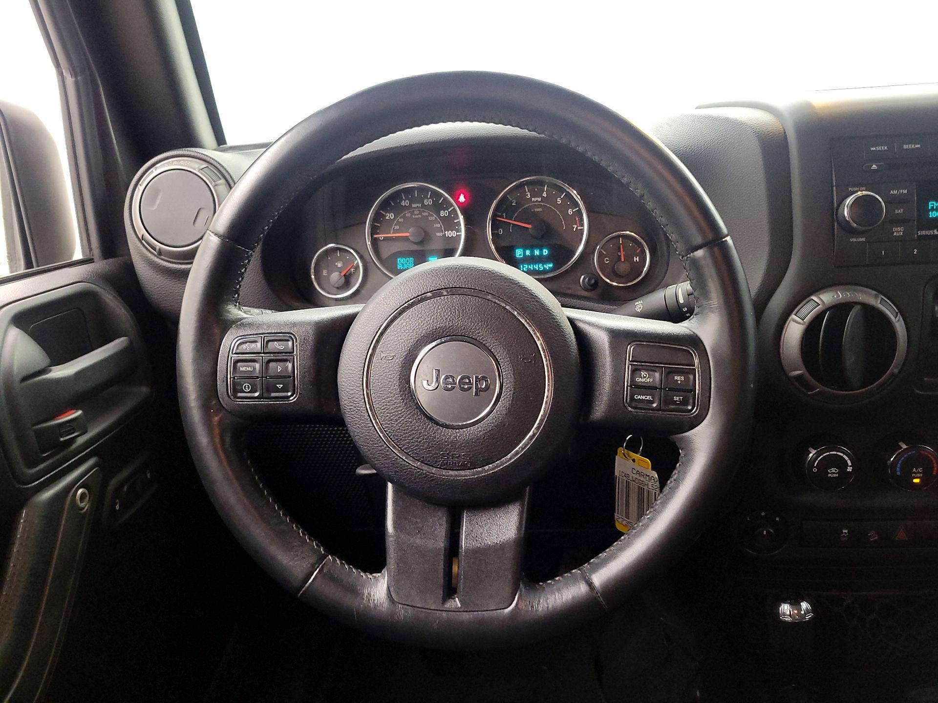 Thumbnail: 2017 Jeep Wrangler - 10