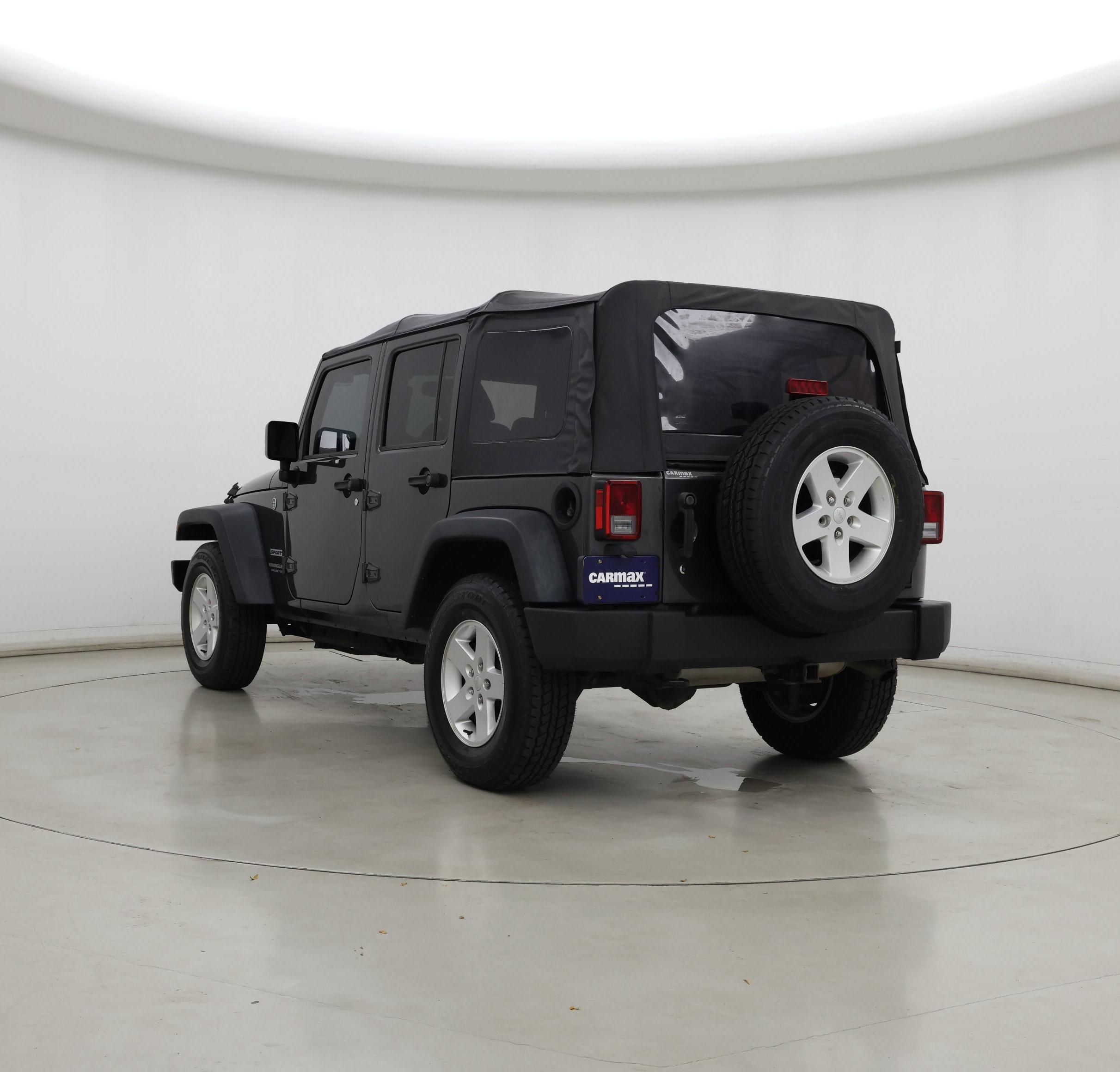 Thumbnail: 2017 Jeep Wrangler - 2