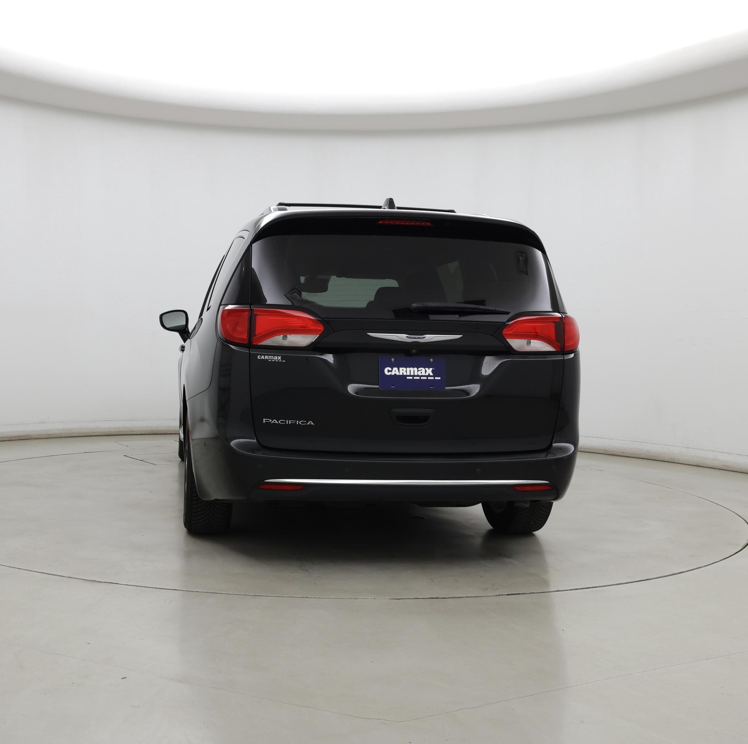 Thumbnail: 2019 Chrysler Pacifica - 6