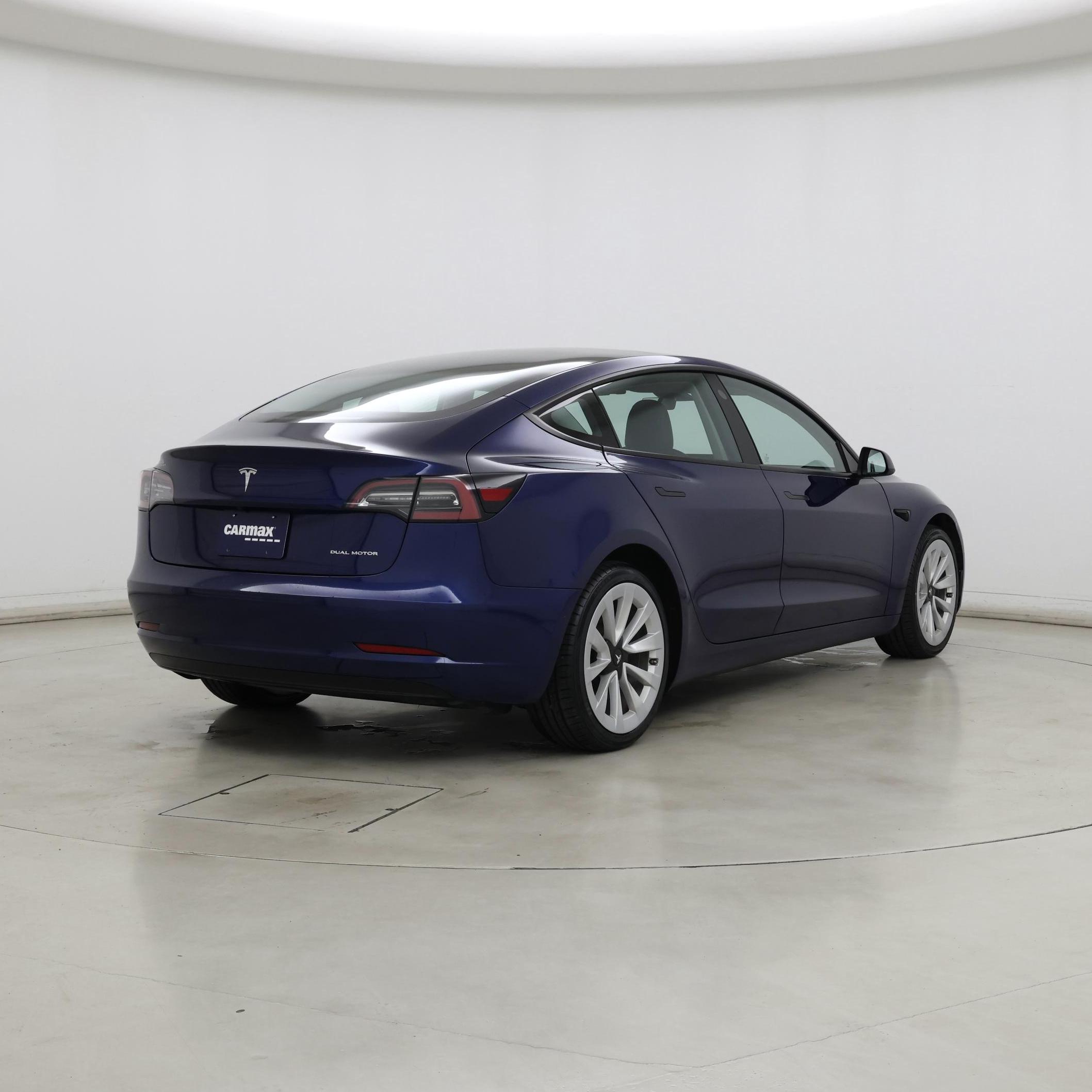 Thumbnail: 2022 Tesla Model 3 - 8