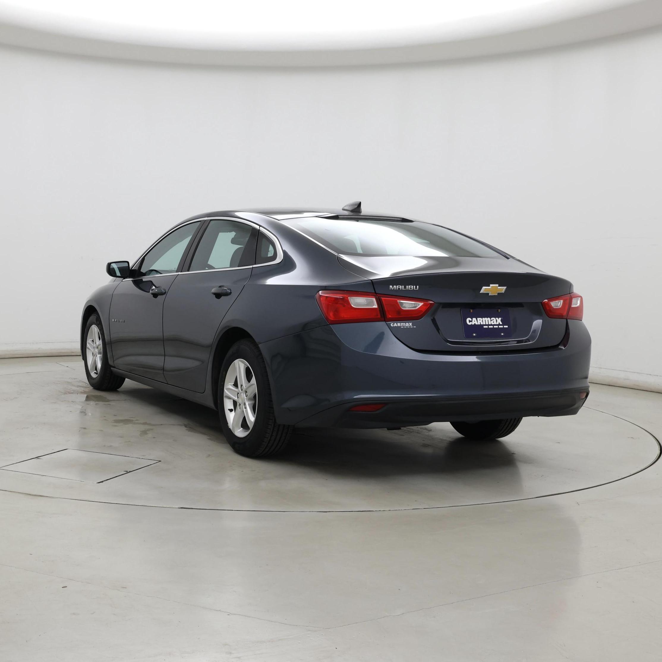 Thumbnail: 2020 Chevrolet Malibu - 2