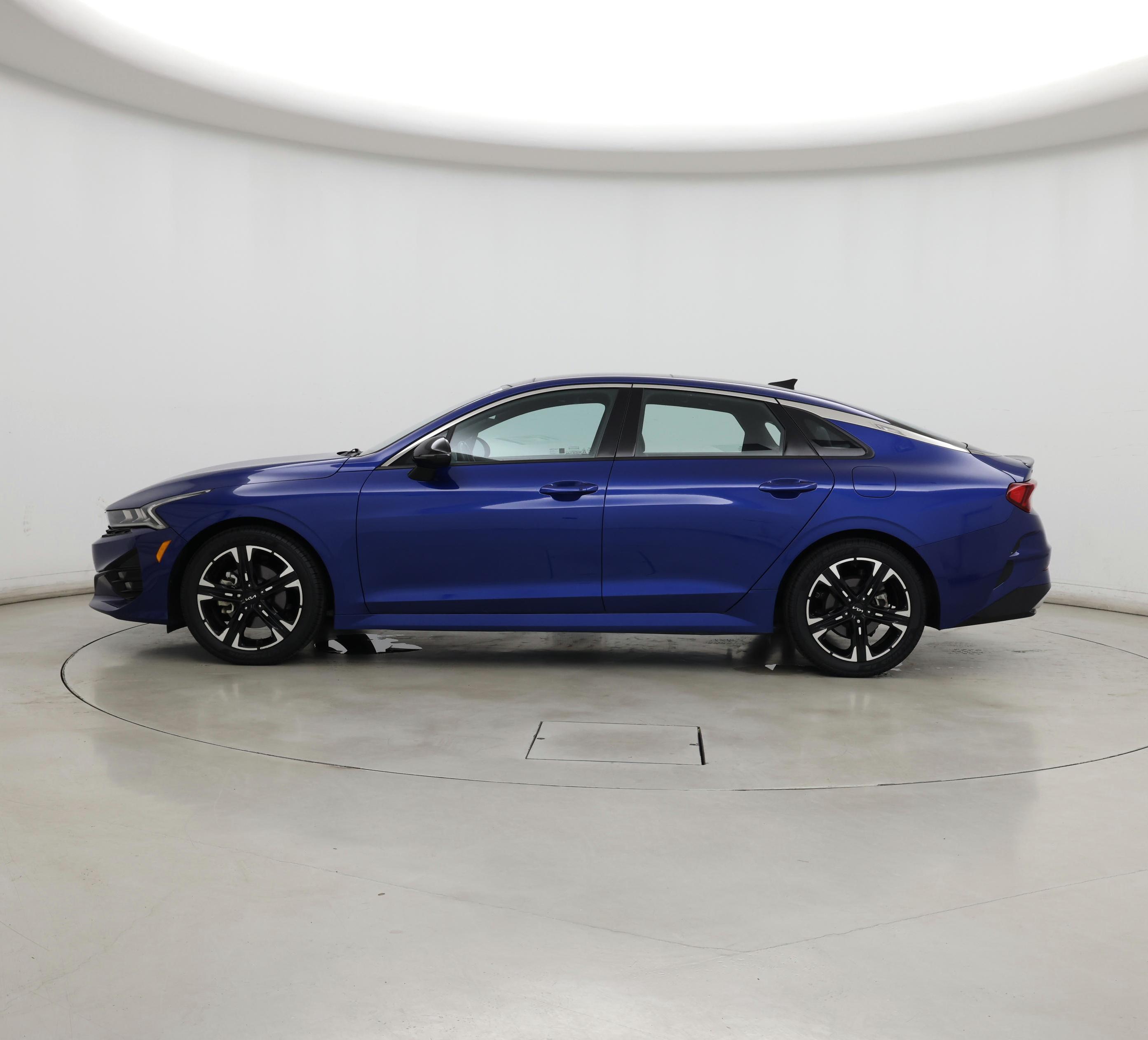 Thumbnail: 2022 Kia K5 - 3
