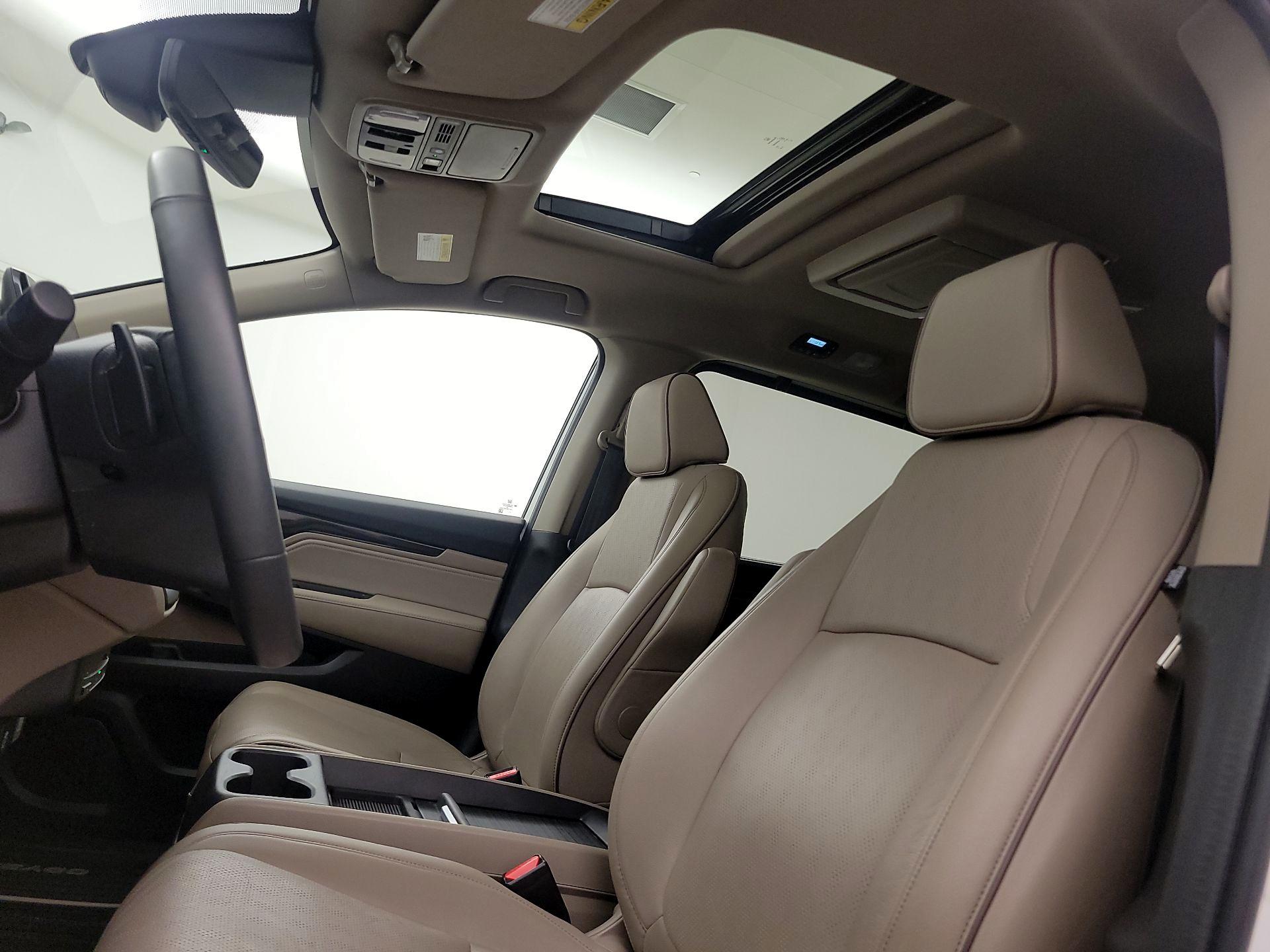 Thumbnail: 2022 Honda Odyssey - 20