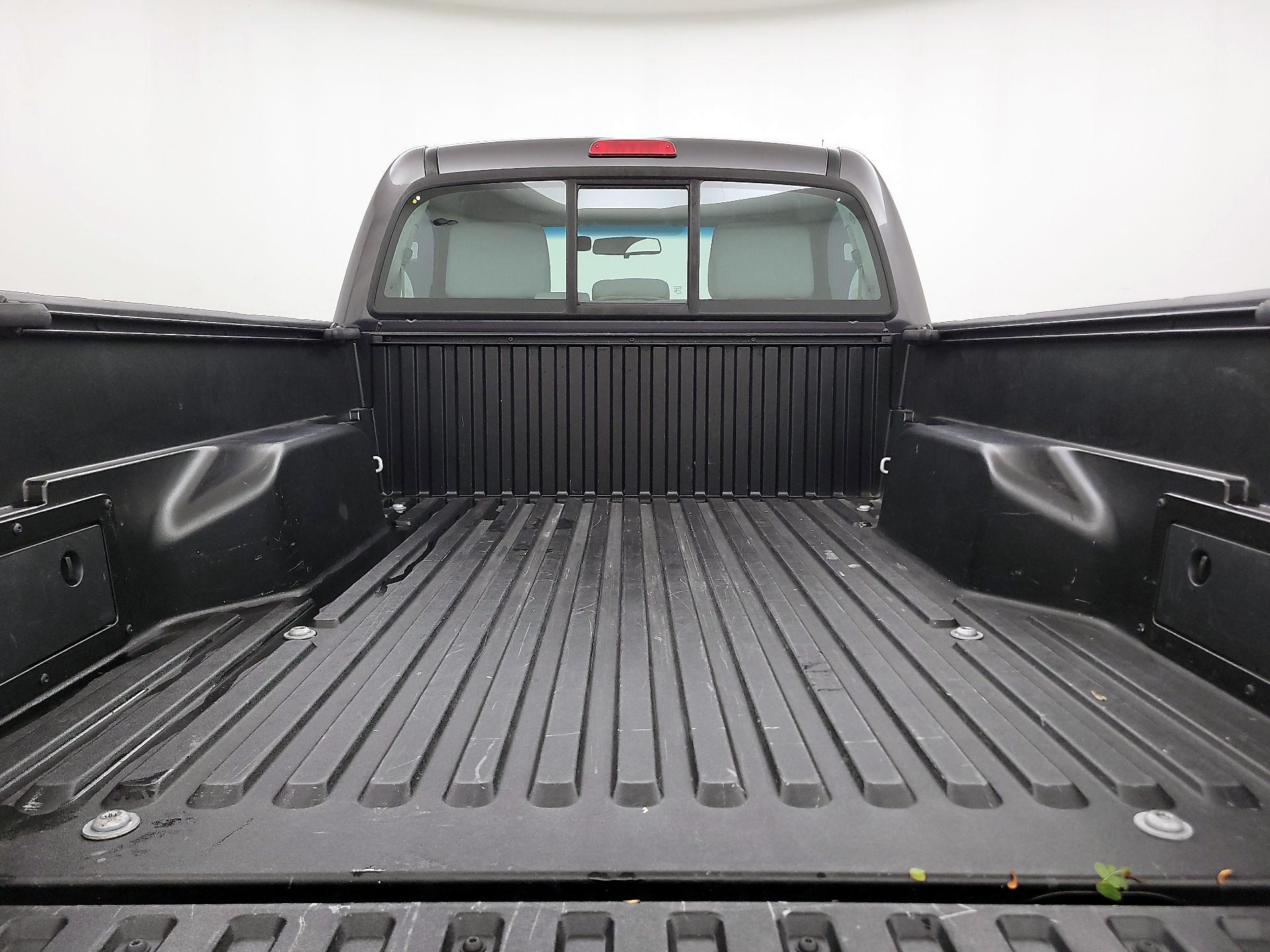 Thumbnail: 2013 Toyota Tacoma - 18