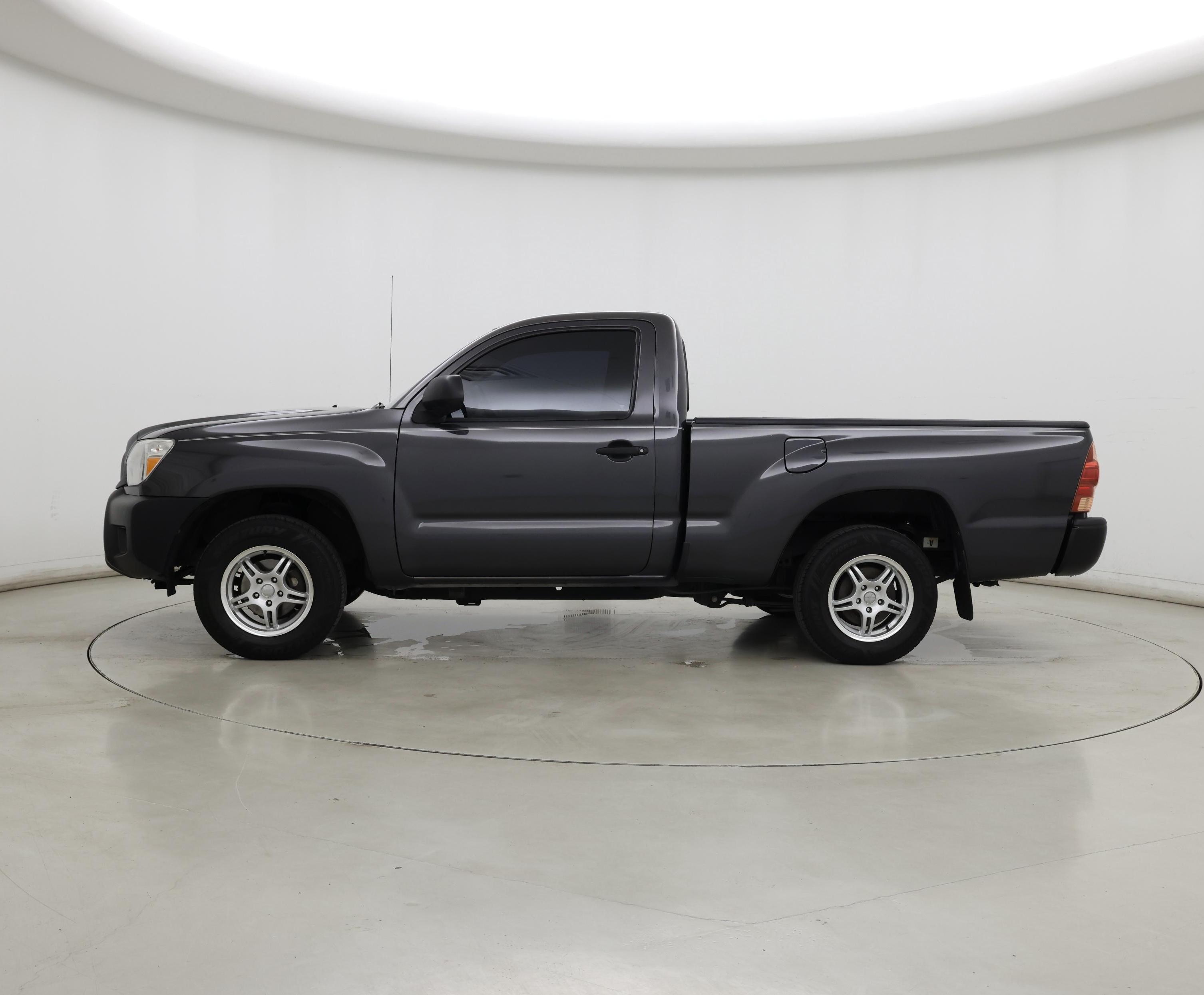 Thumbnail: 2013 Toyota Tacoma - 3