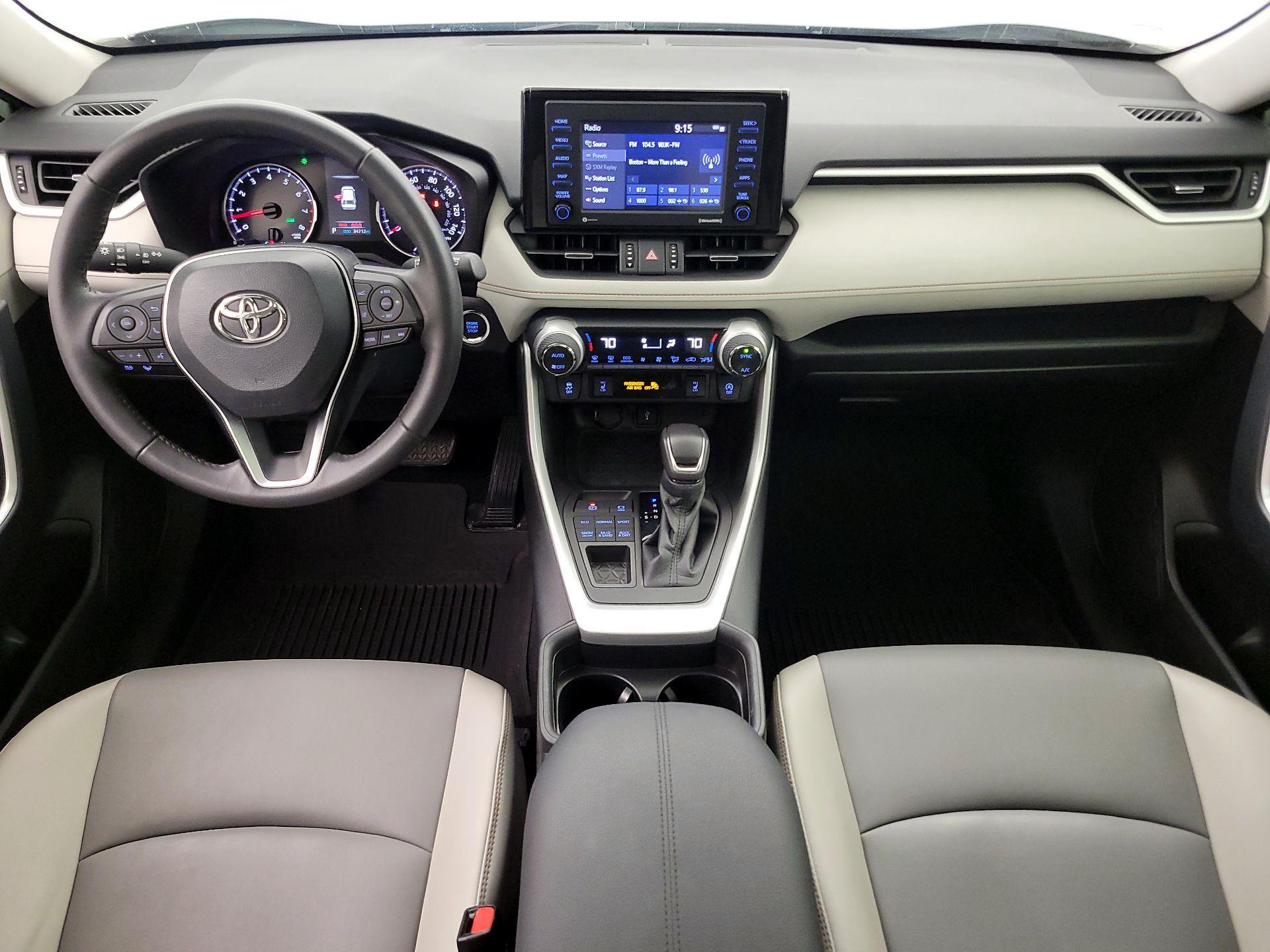 Thumbnail: 2021 Toyota RAV4 - 9