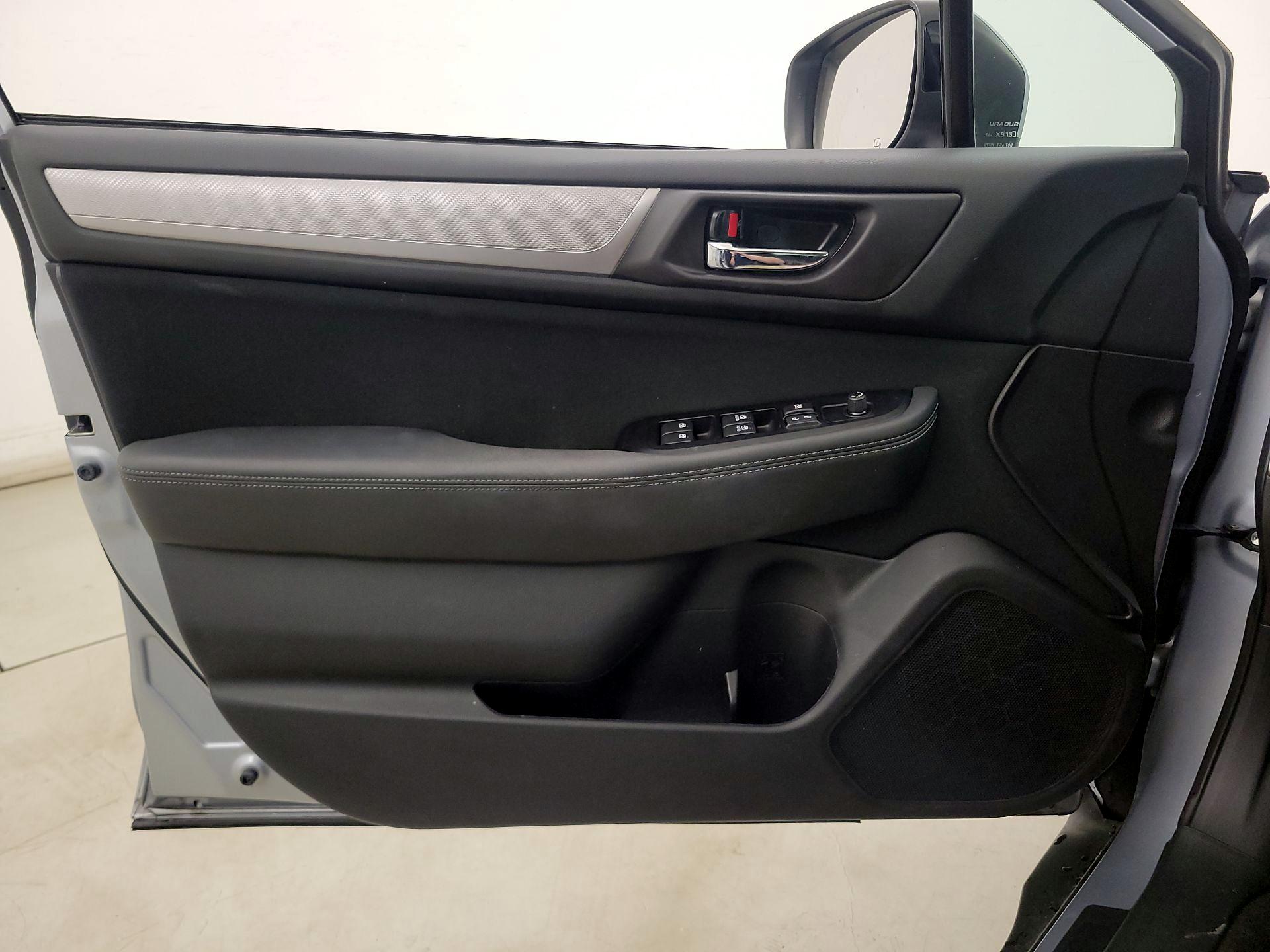 Thumbnail: 2019 Subaru Outback - 12