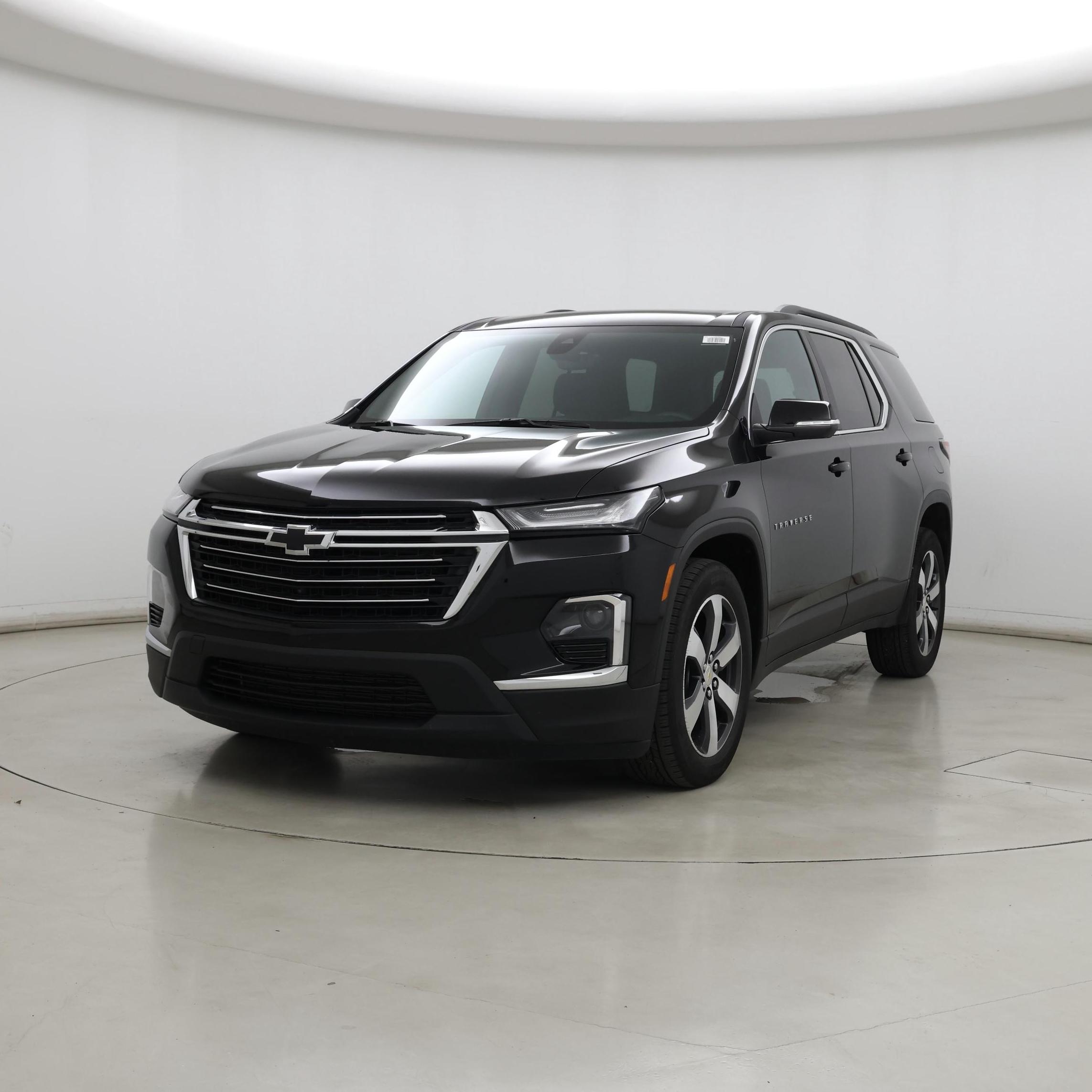 Thumbnail: 2023 Chevrolet Traverse - 4