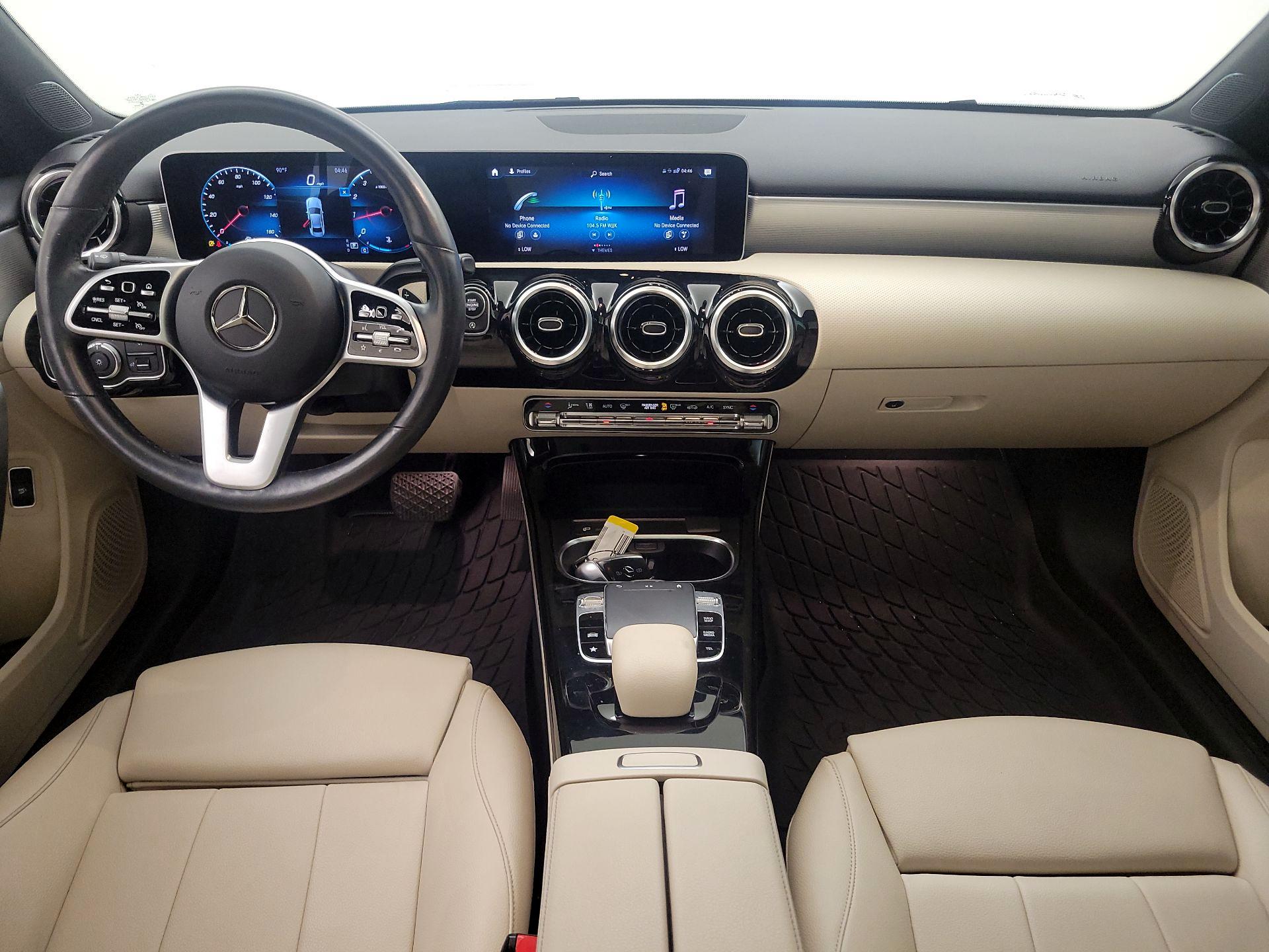 Thumbnail: 2020 Mercedes-Benz A-Class - 9
