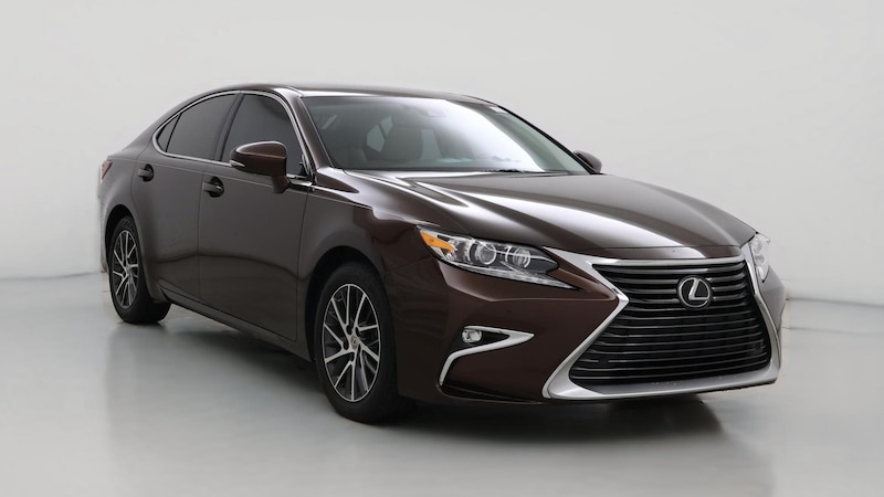 2016 Lexus ES 350 Hero Image