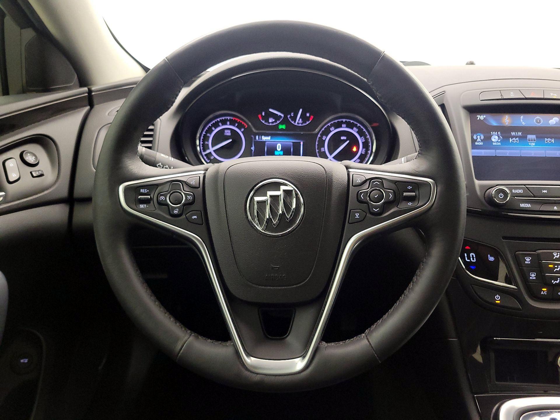Thumbnail: 2017 Buick Regal - 10